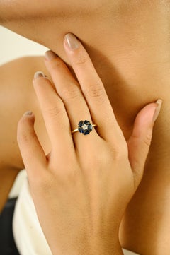 Pear-Shaped Blue Sapphires Flower Cluster Ring in 14k Yellow Gold With Diamonds