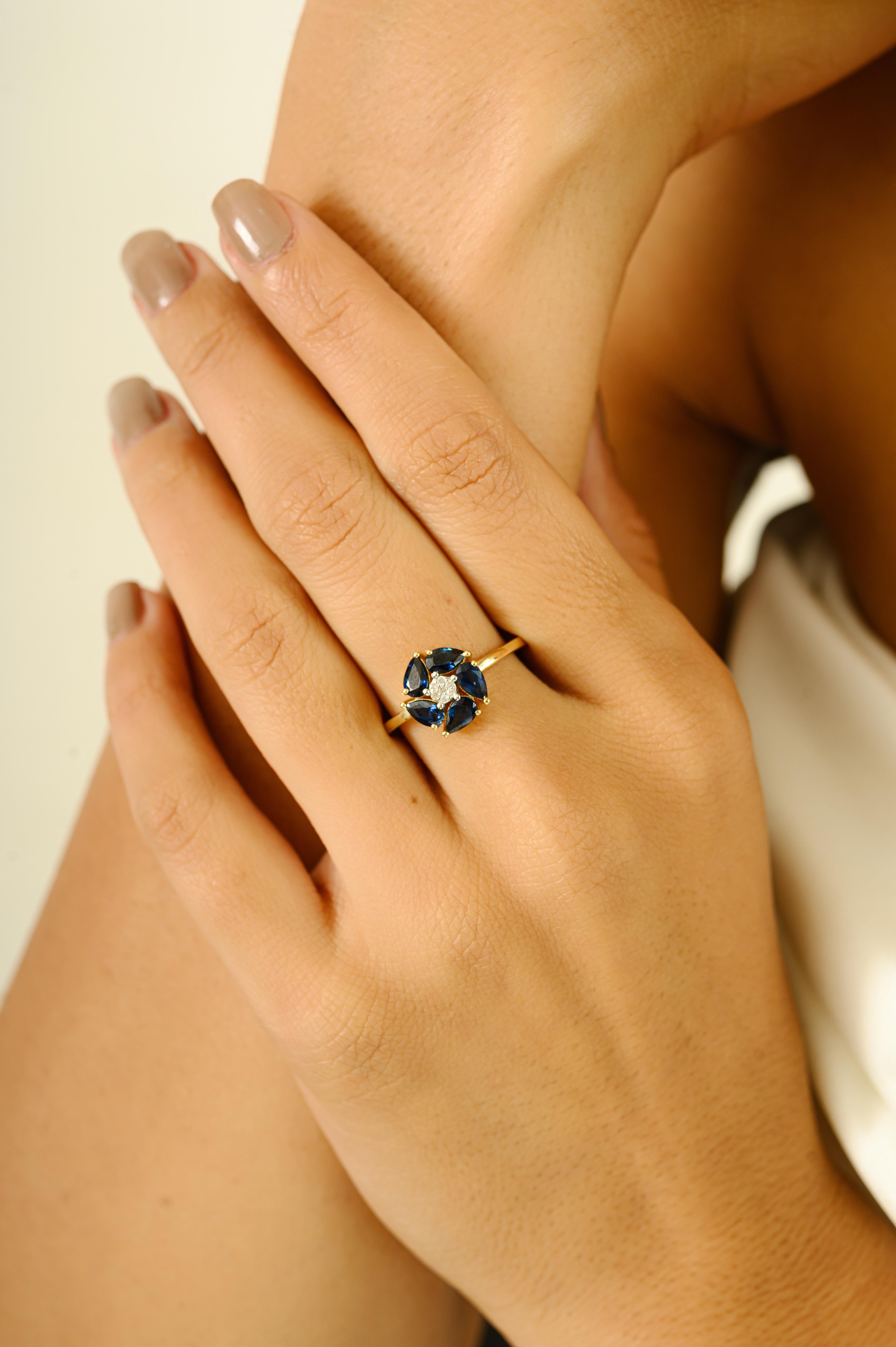 in vendita:  Anello a grappolo di zaffiri blu a forma di pera in oro giallo 14k con diamanti 6
