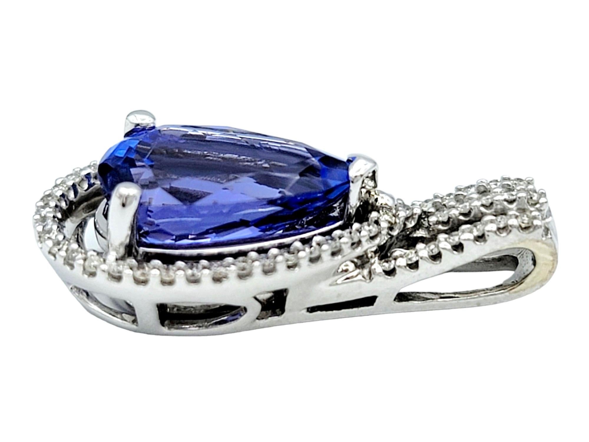 Pear Shaped Blue Tanzanite Pendant with Diamond Halo Set in 14 Karat White Gold In Good Condition For Sale In Scottsdale, AZ