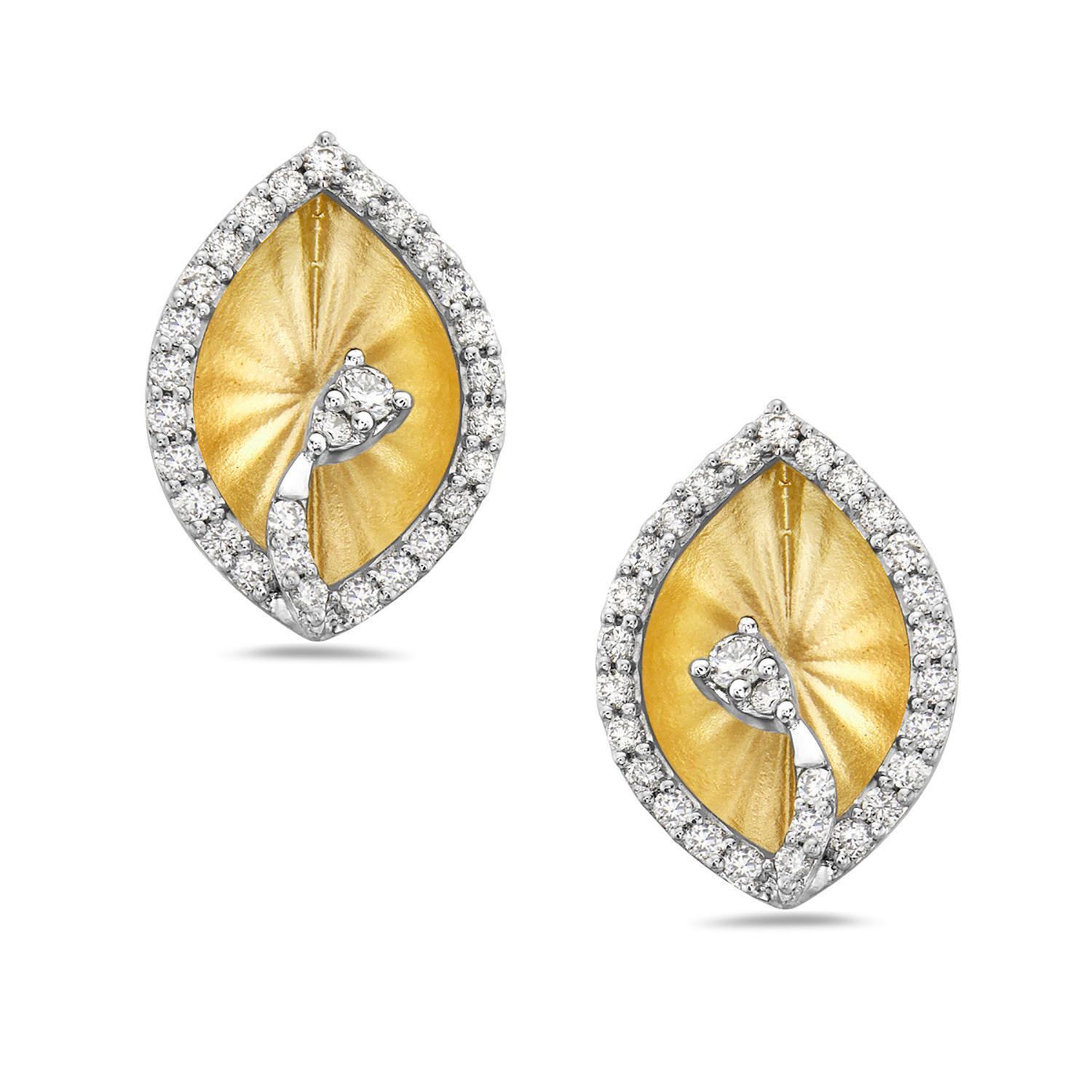 Mixed Cut Pear Shaped Carved Stud Earrings Made in 14k Yellow Gold with Diamonds on Border For Sale