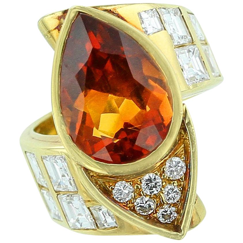Pear Shaped Citrine 18 Karat Yellow Gold Bypass Style Ring