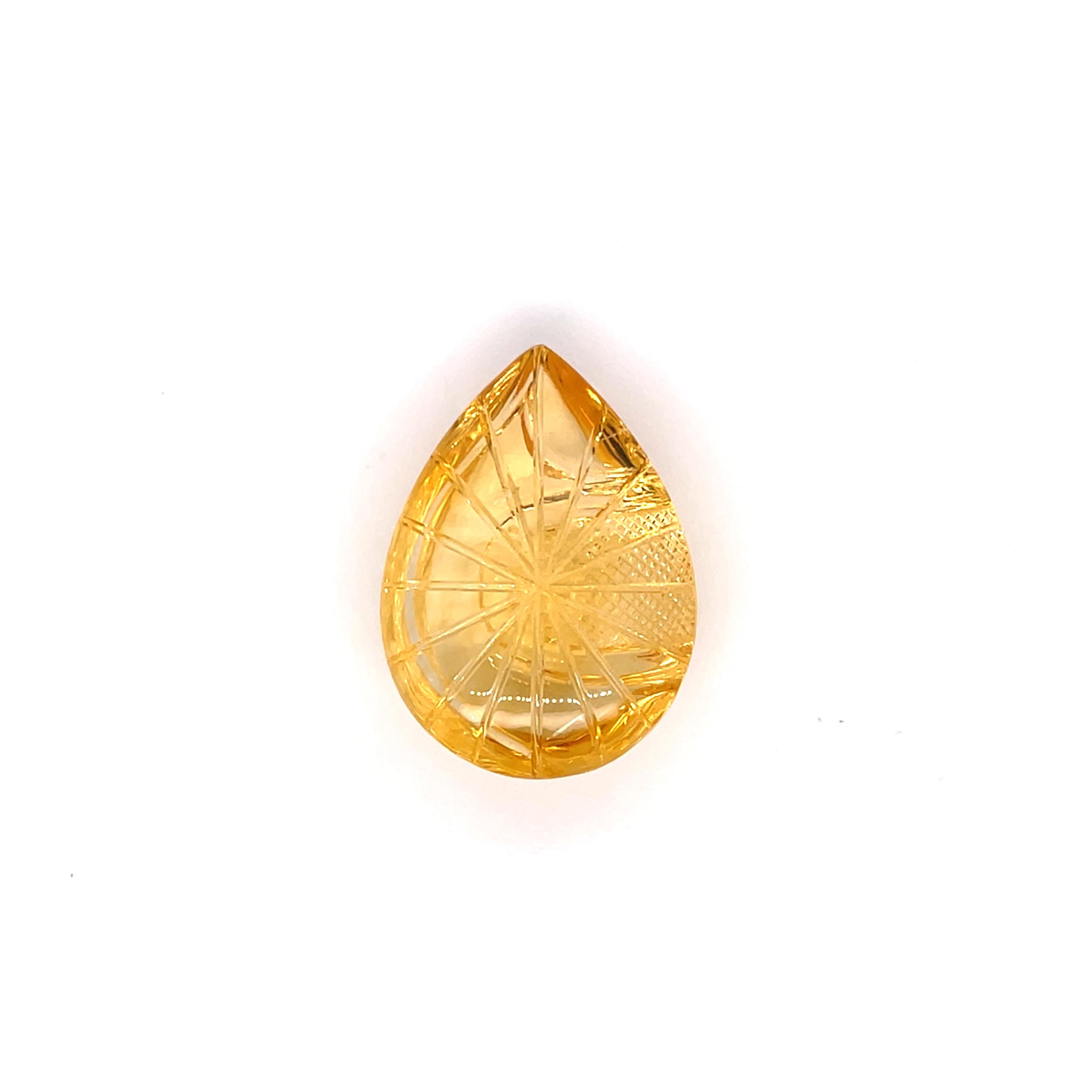 Contemporaneo Gemme da intaglio di Citrino a forma di pera Cts 93,48 in vendita