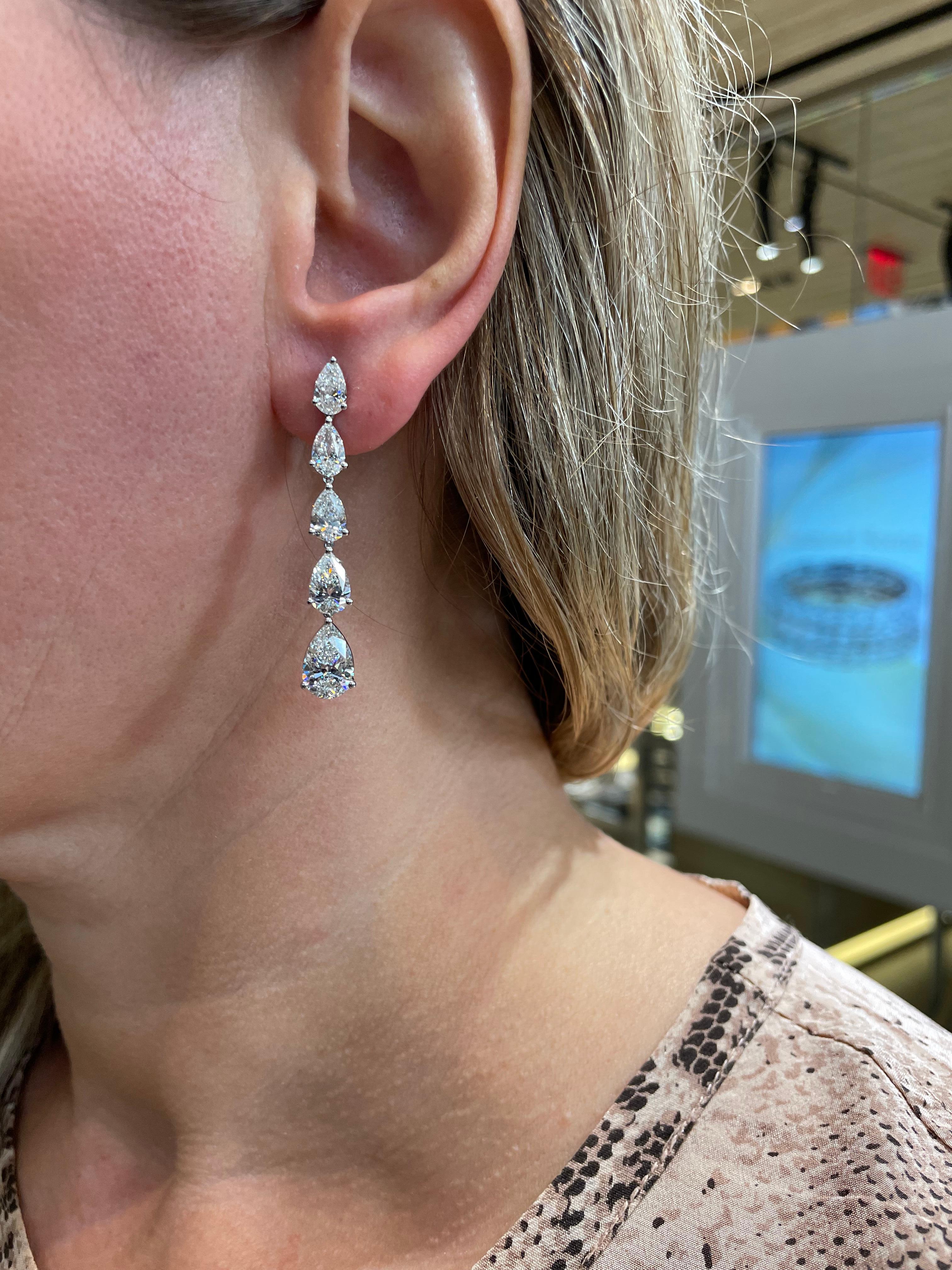 Pear Shaped Diamond Dangle Drop Earrings  For Sale 4