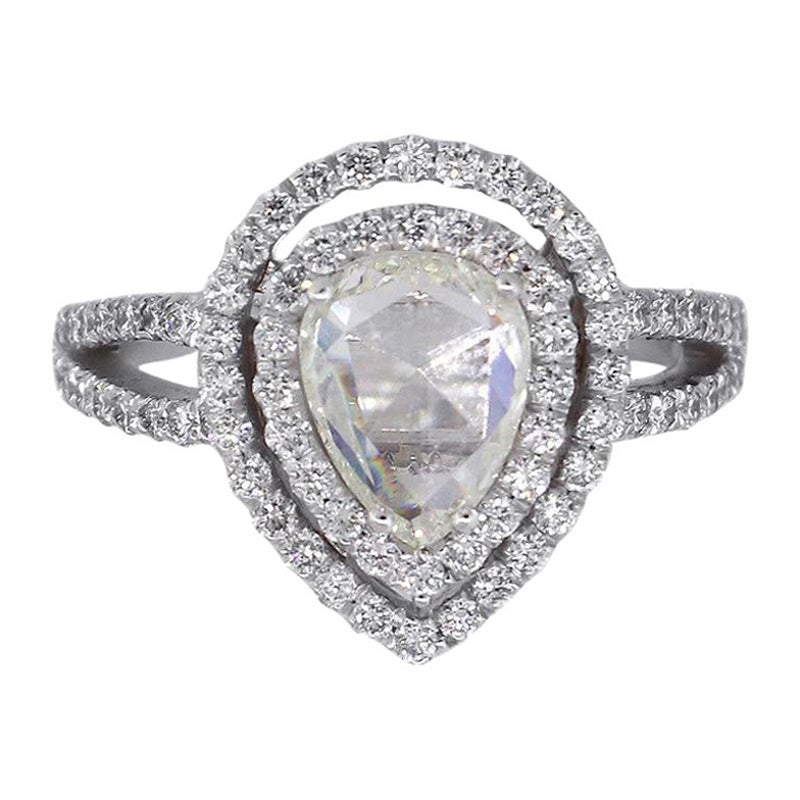 Bague à double halo de diamants en forme de poire