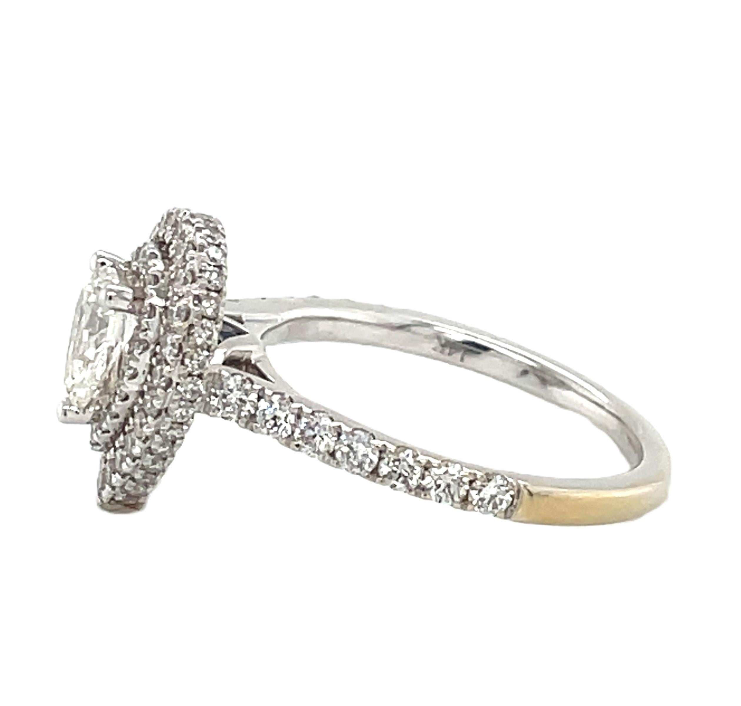 Anillo de compromiso de diamantes en forma de pera Vera Wang 1-1/5 CT TW Oro blanco de 14 quilates en venta 2