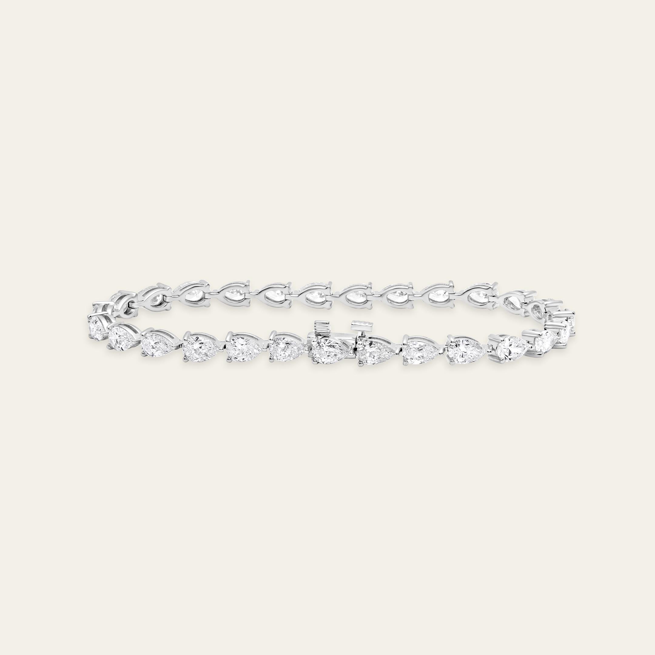 Contemporary Esme 7 Carat Pear-Shaped Diamond Tennis Bracelet For Sale
