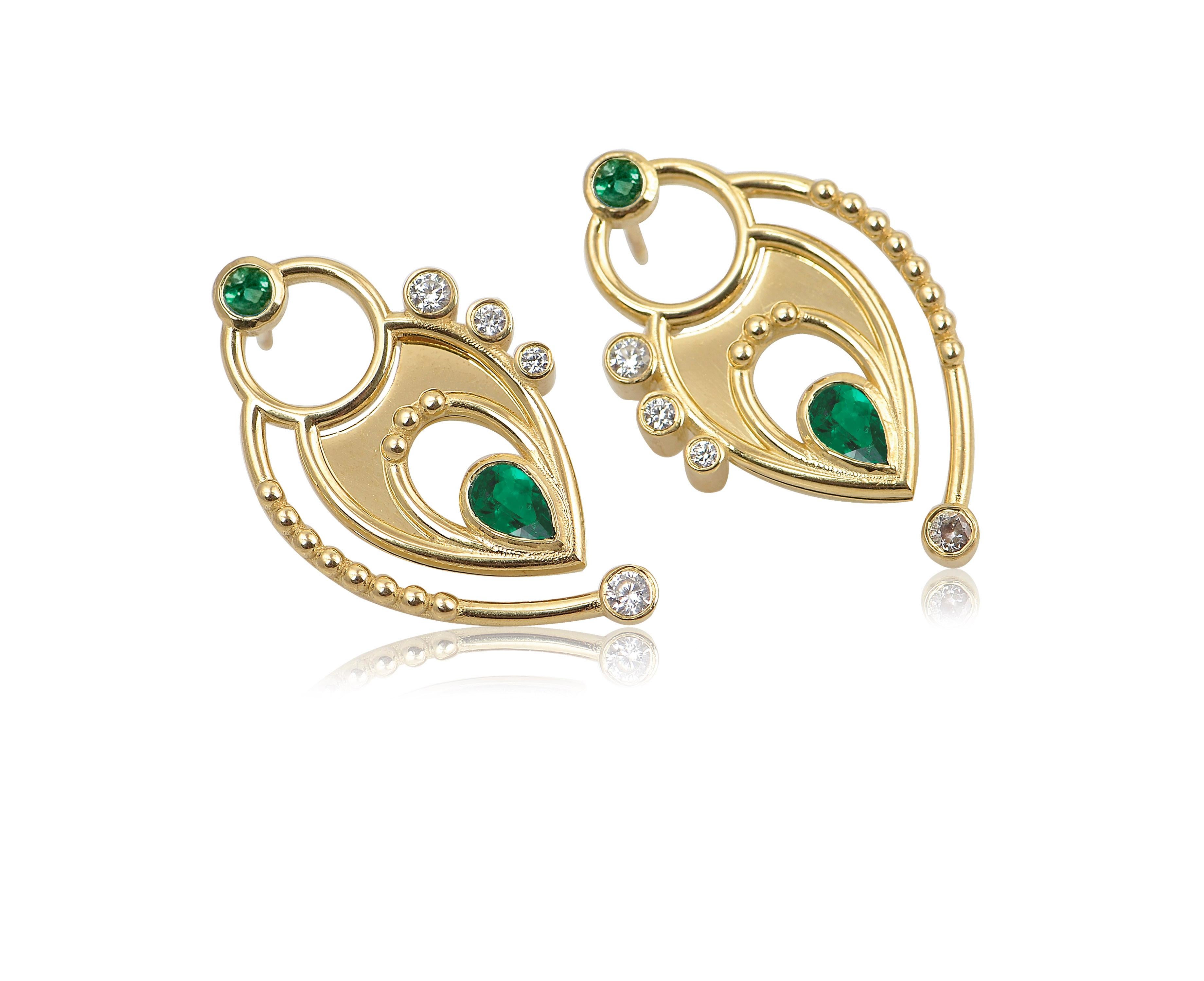 Contemporary Pear Shaped Earrings in 18 Karat Yellow Gold with Diamonds And Emeralds For Sale