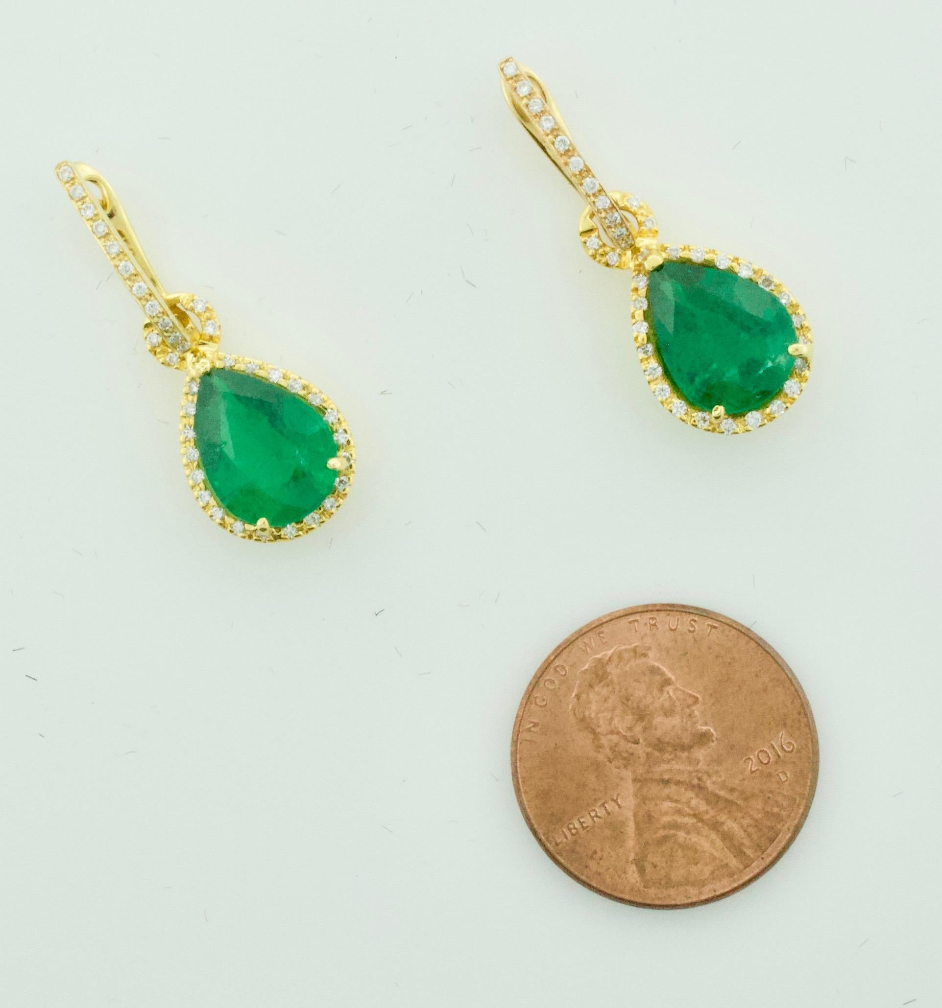 Pear Shaped Emerald and Diamond Earrings in 18 Karat In Excellent Condition In Wailea, HI