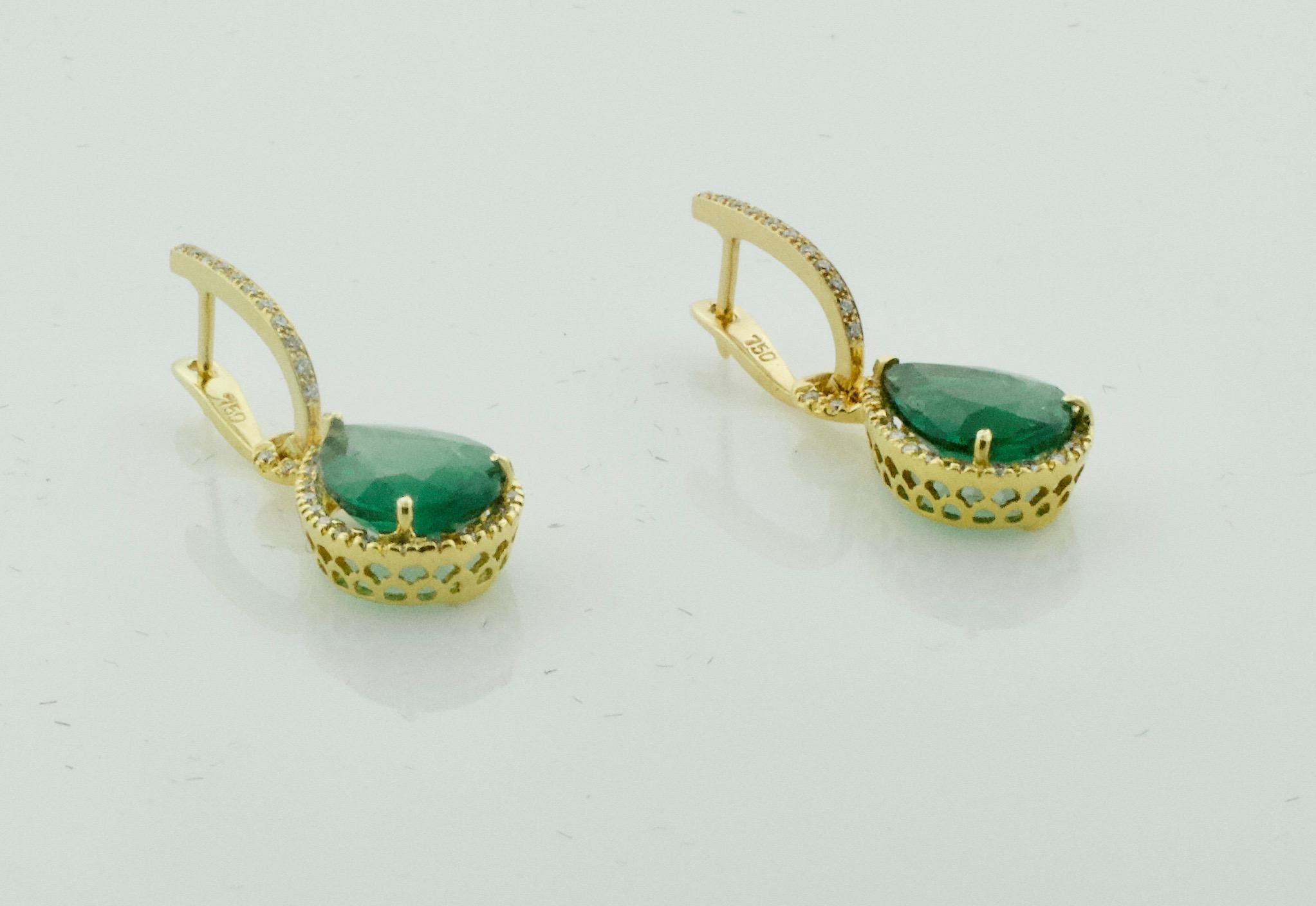 Women's or Men's Pear Shaped Emerald and Diamond Earrings in 18 Karat