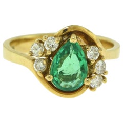 Pear Shaped Emerald and Diamond Yellow Gold Ring