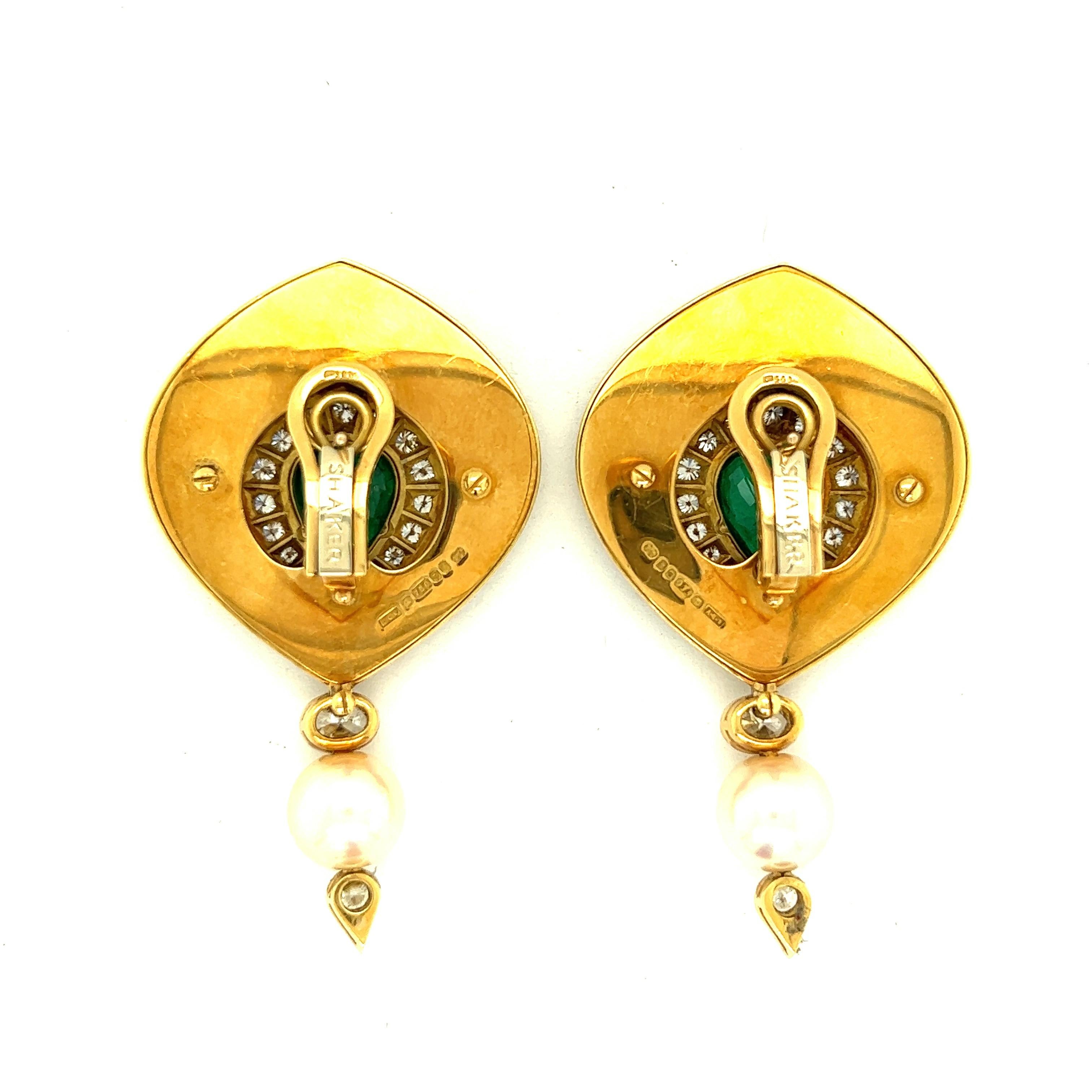 Women's Pear Shaped Emerald, Diamond, and Sapphire 18k Yellow Gold Earrings For Sale