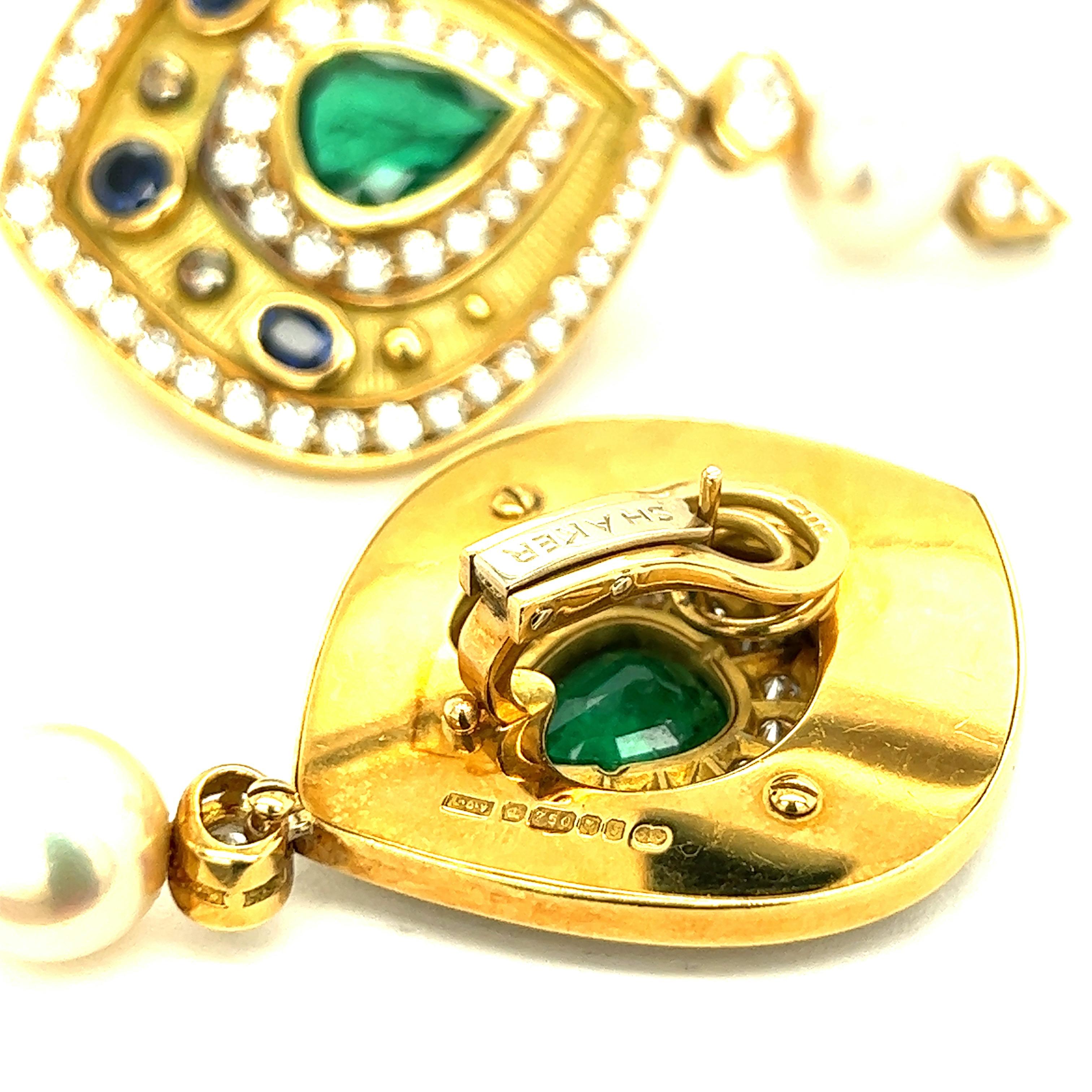 Pear Shaped Emerald, Diamond, and Sapphire 18k Yellow Gold Earrings For Sale 4
