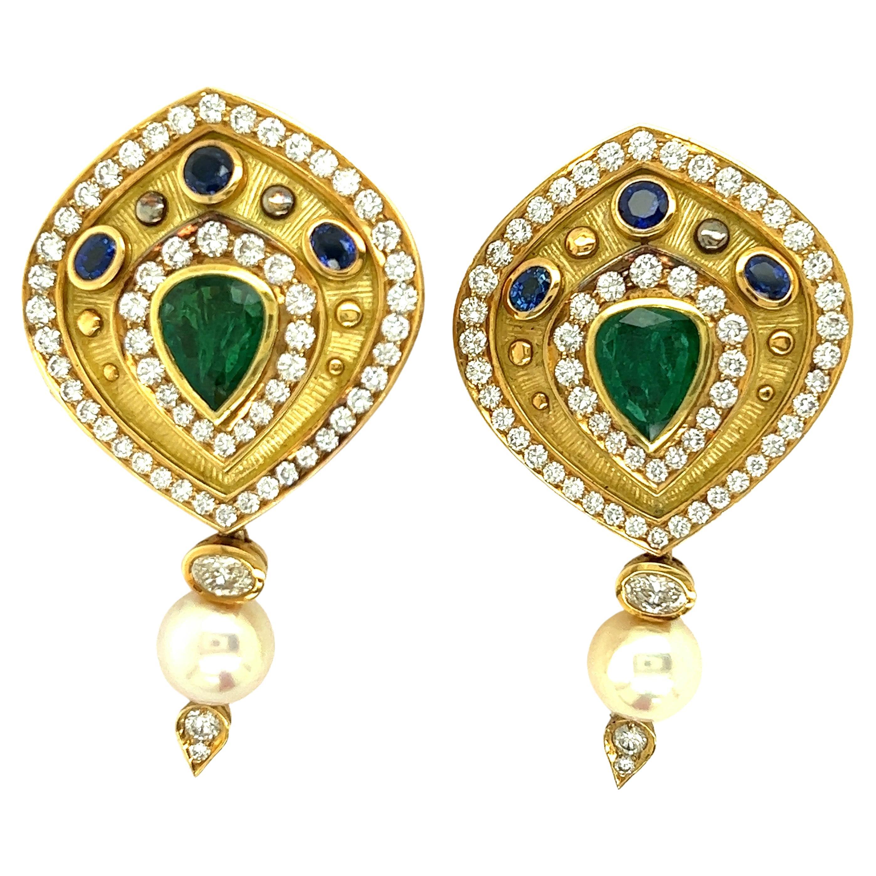 Pear Shaped Emerald, Diamond, and Sapphire 18k Yellow Gold Earrings For Sale