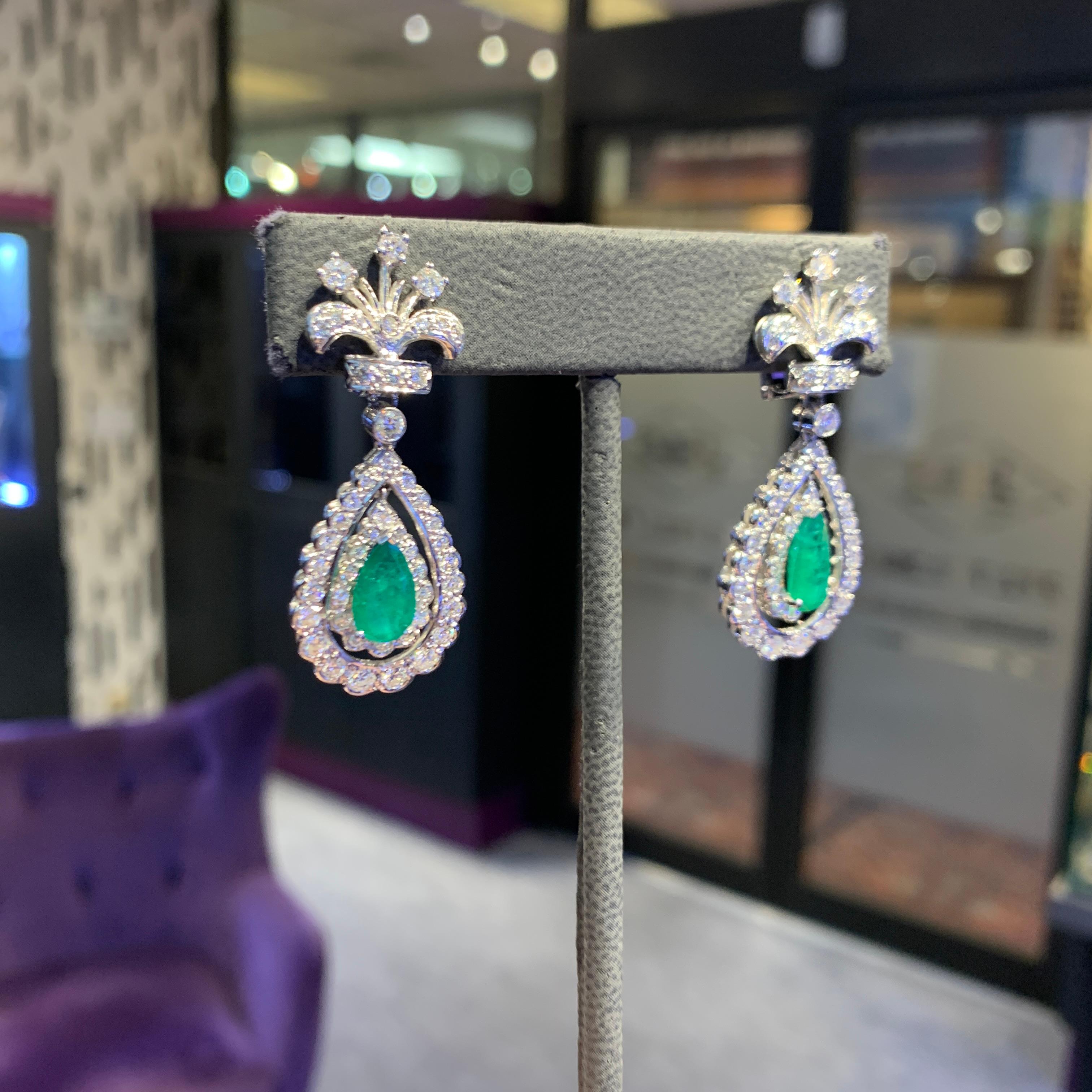 Pear Shaped Emerald & Diamond Earrings For Sale 3