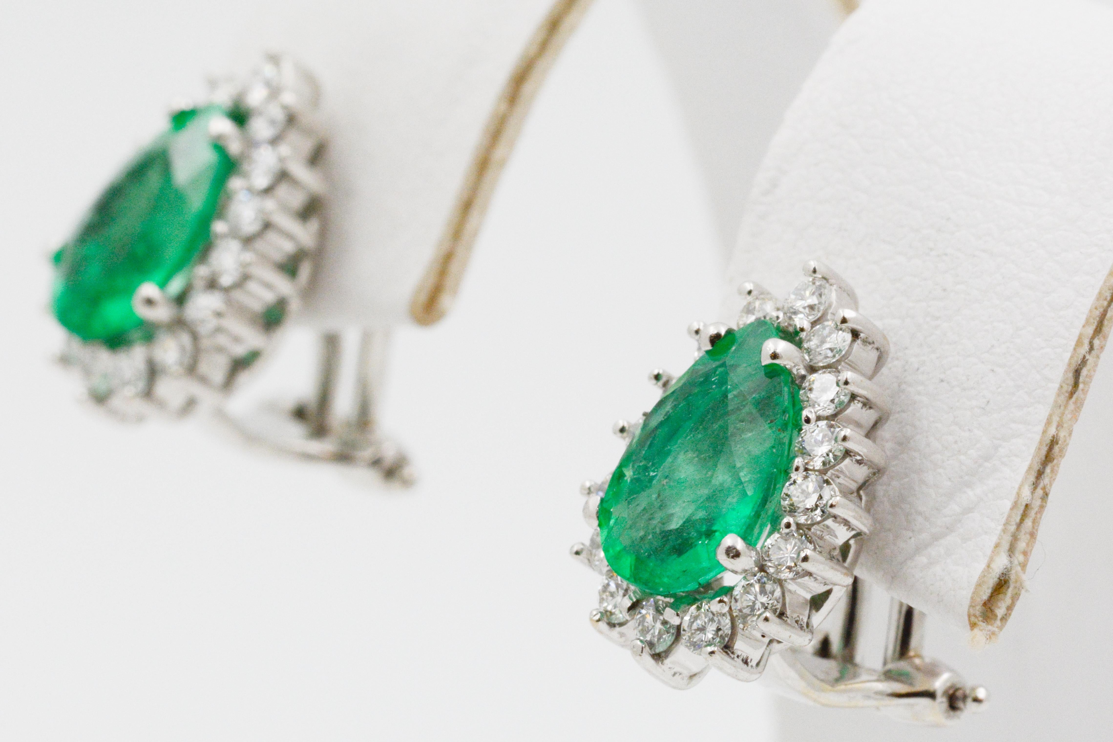 Pear Shaped Emerald Diamond Halo 18 Karat White Gold Earrings In Good Condition In Dallas, TX