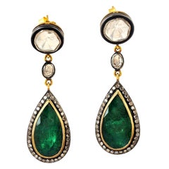 Boucle d'oreille émeraude en forme de poire avec diamants en or et argent 14k