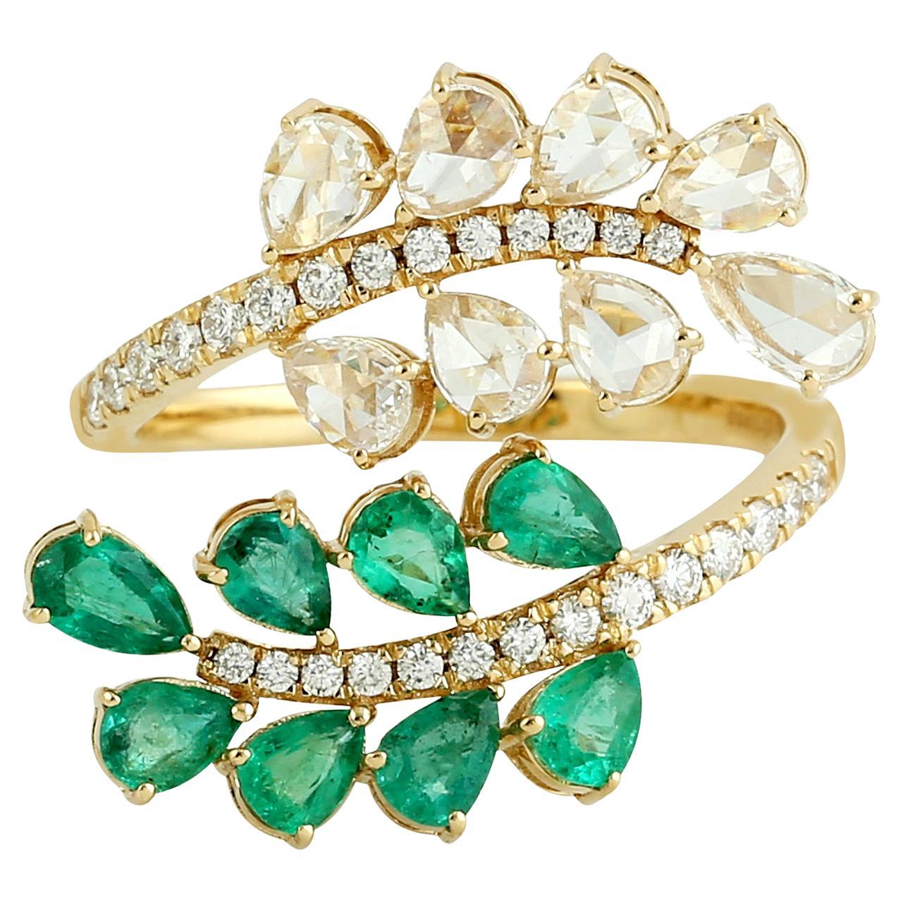 Pear Shaped Emerald & Ice Diamonds Ring With Pave Diamonds In 18k Yellow Gold For Sale