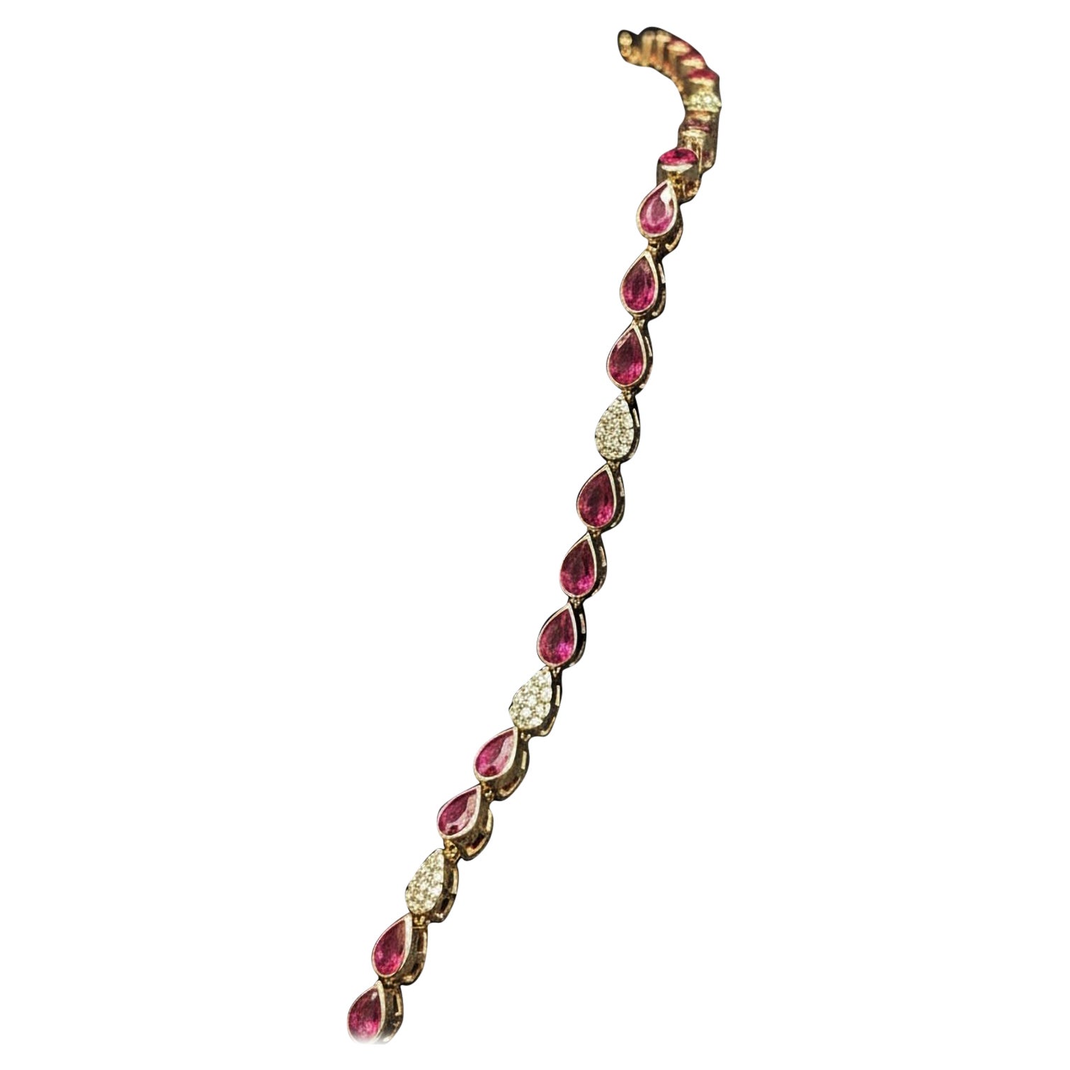 Pear Shaped Evil Eye 14K (or 18k upon request) Yellow Gold Ain Hara Bracelet en vente