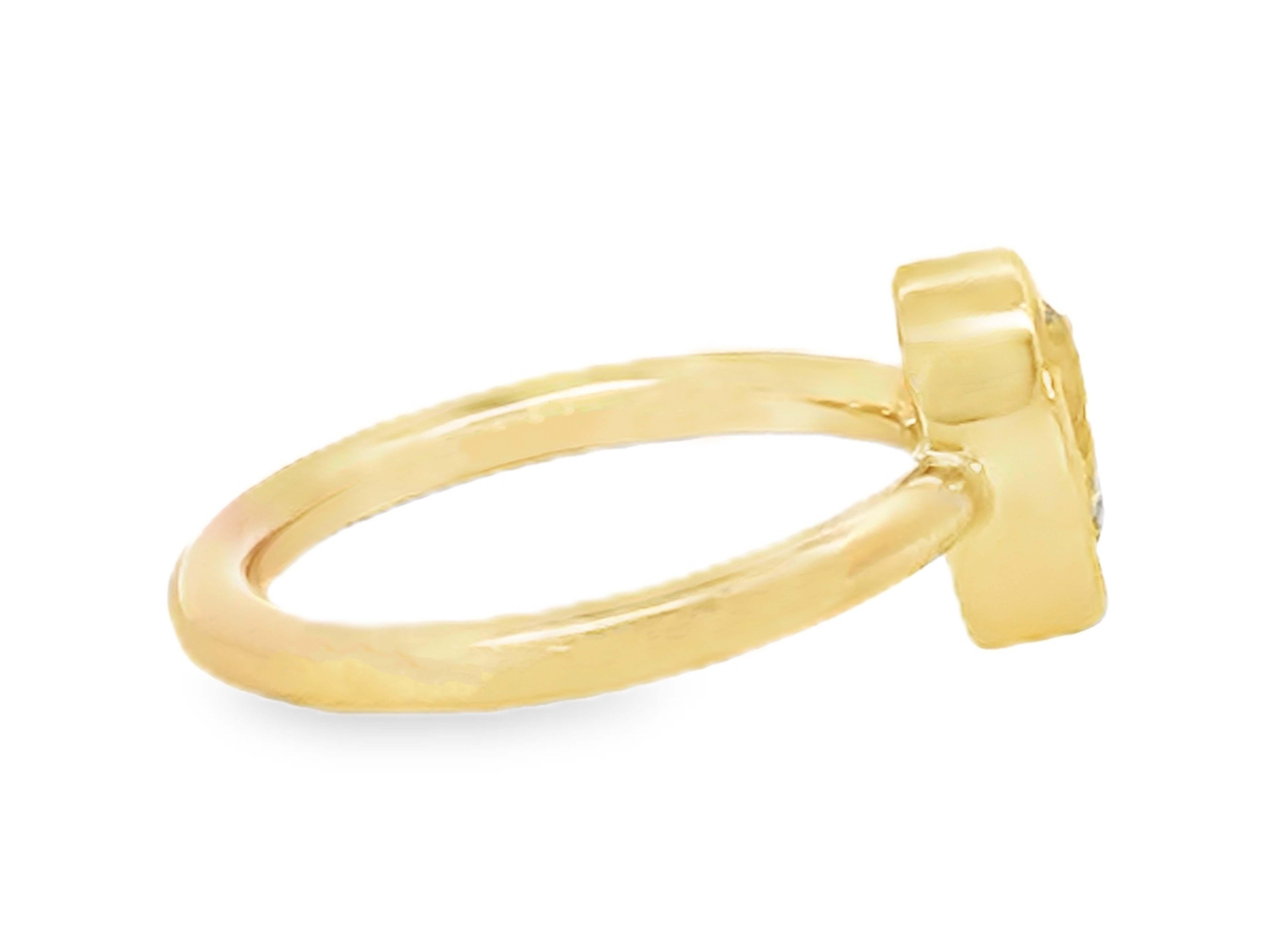 Bague fantaisie en or jaune 14 carats avec diamant jaune en forme de poire Excellent état - En vente à Honolulu, HI