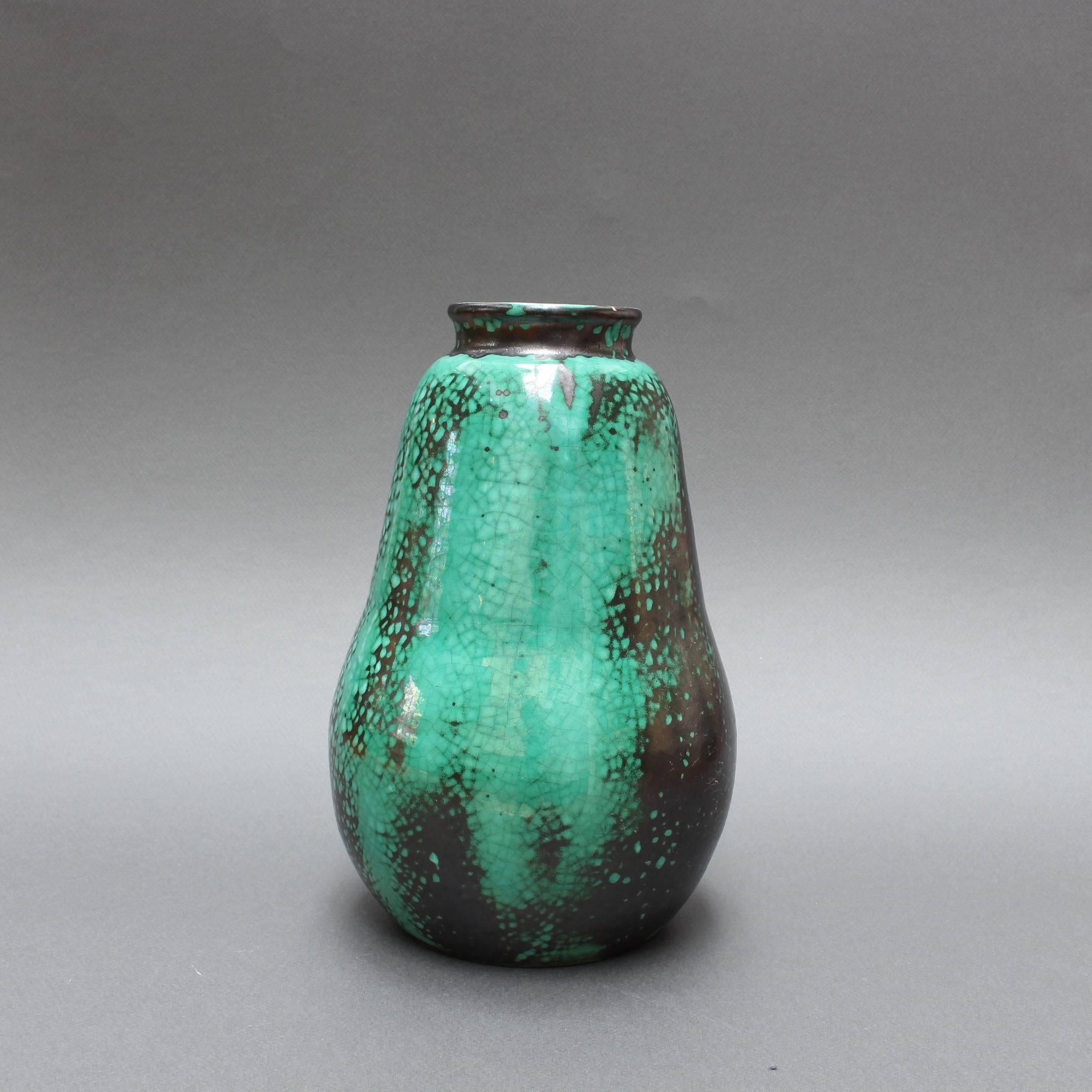 Pear-Shaped Green and Black Ceramic Vase by Primavera, circa 1930s 6