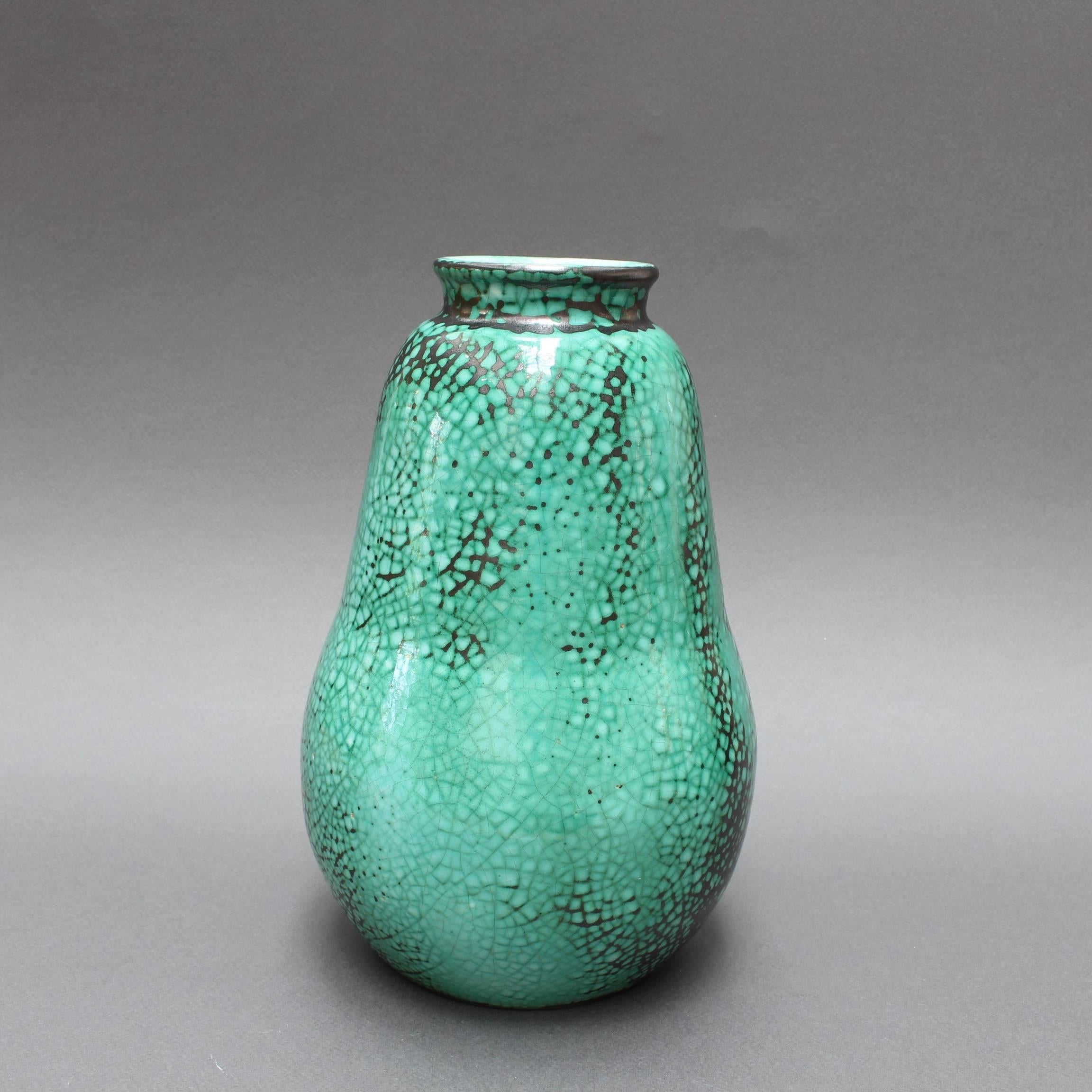 French Pear-Shaped Green and Black Ceramic Vase by Primavera, circa 1930s