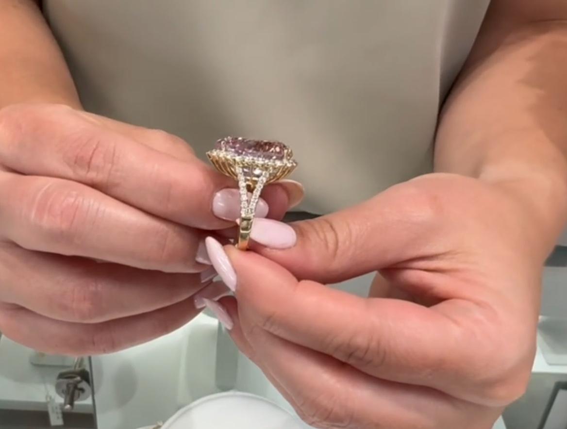 14K Gelbgold Kunzit Halo Birnenförmiger Ring mit Halo im Angebot 3