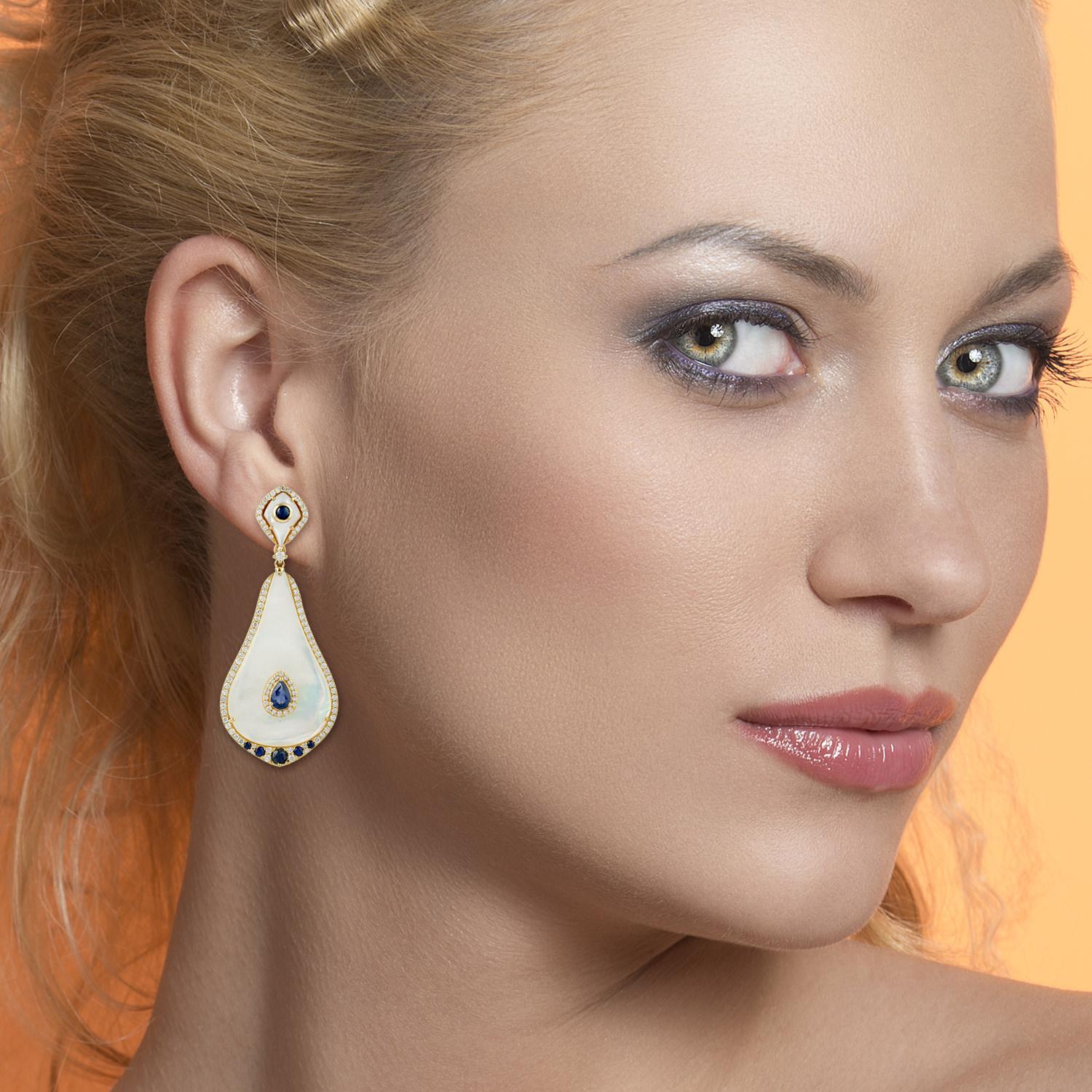 18KT:14.509g,D:1.51ct, MOP:22.40ct,SAPPHIRE:1.80ct,