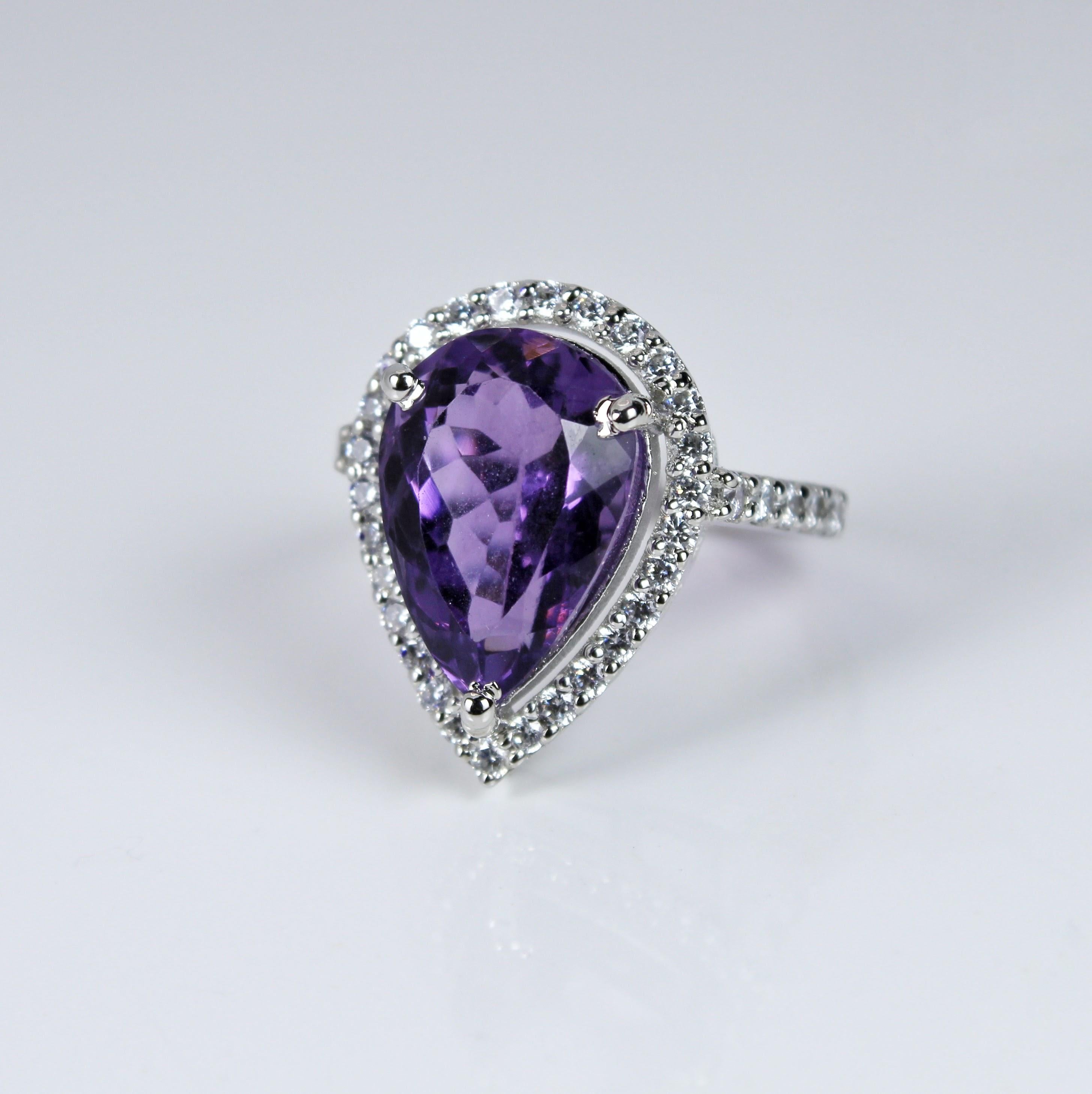 Pear Cut Pear Shaped Natural Amethyst Gemstone Ring For Sale