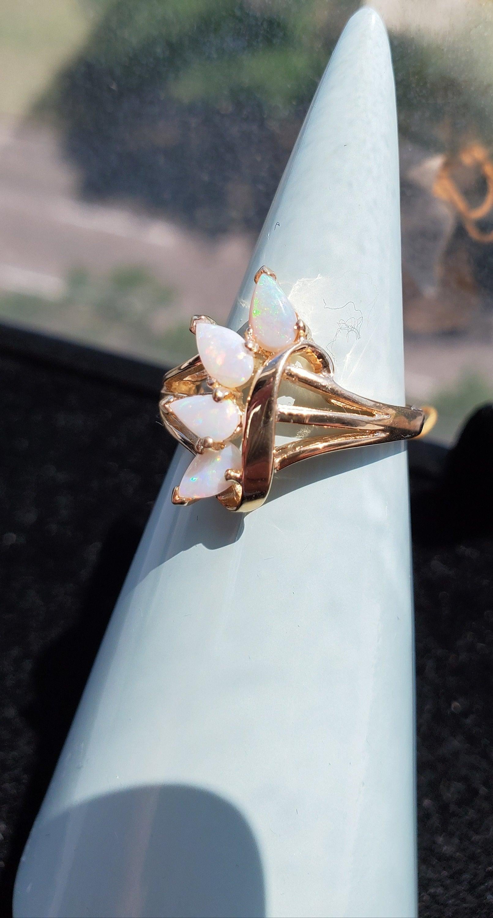 Women's Pear Shaped Opal Ring 10k Yellow Gold For Sale