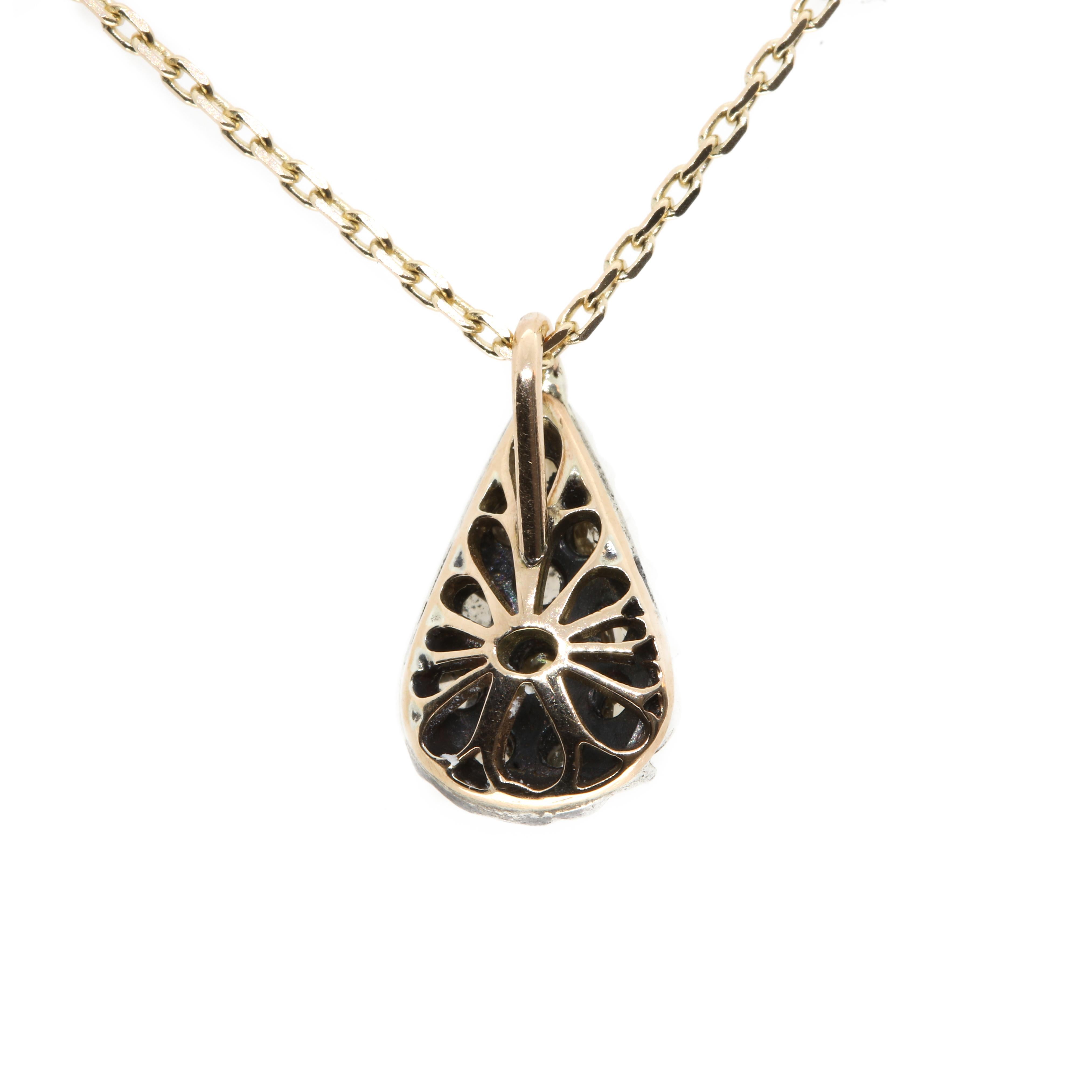 Contemporary 21st Century 9 Karat Gold and Diamond Drop-shape Cesellato Pendant and Chain For Sale