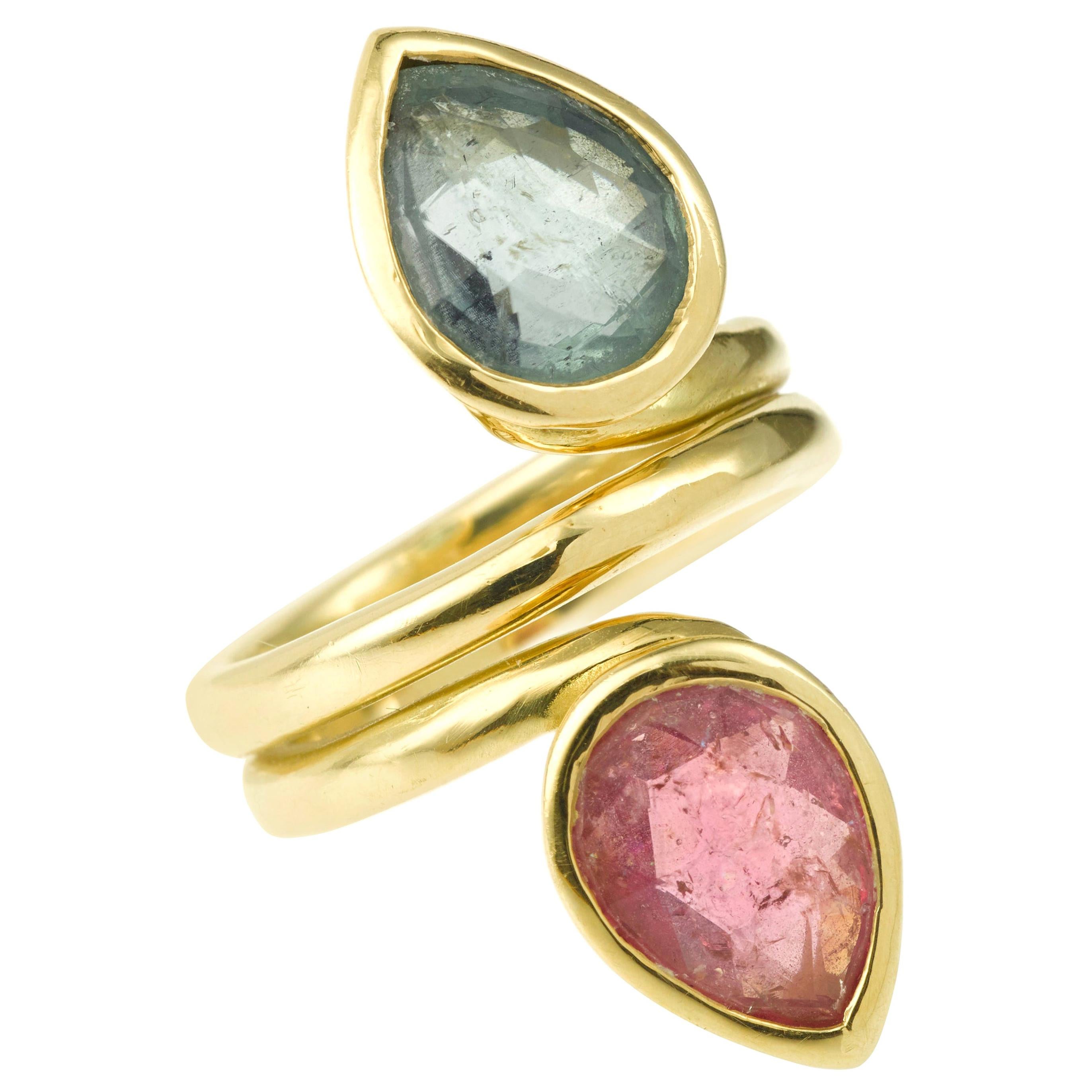 Pear Shaped Pink and Green Tourmaline Toi et Moi 18 Carats Yellow Gold Ring