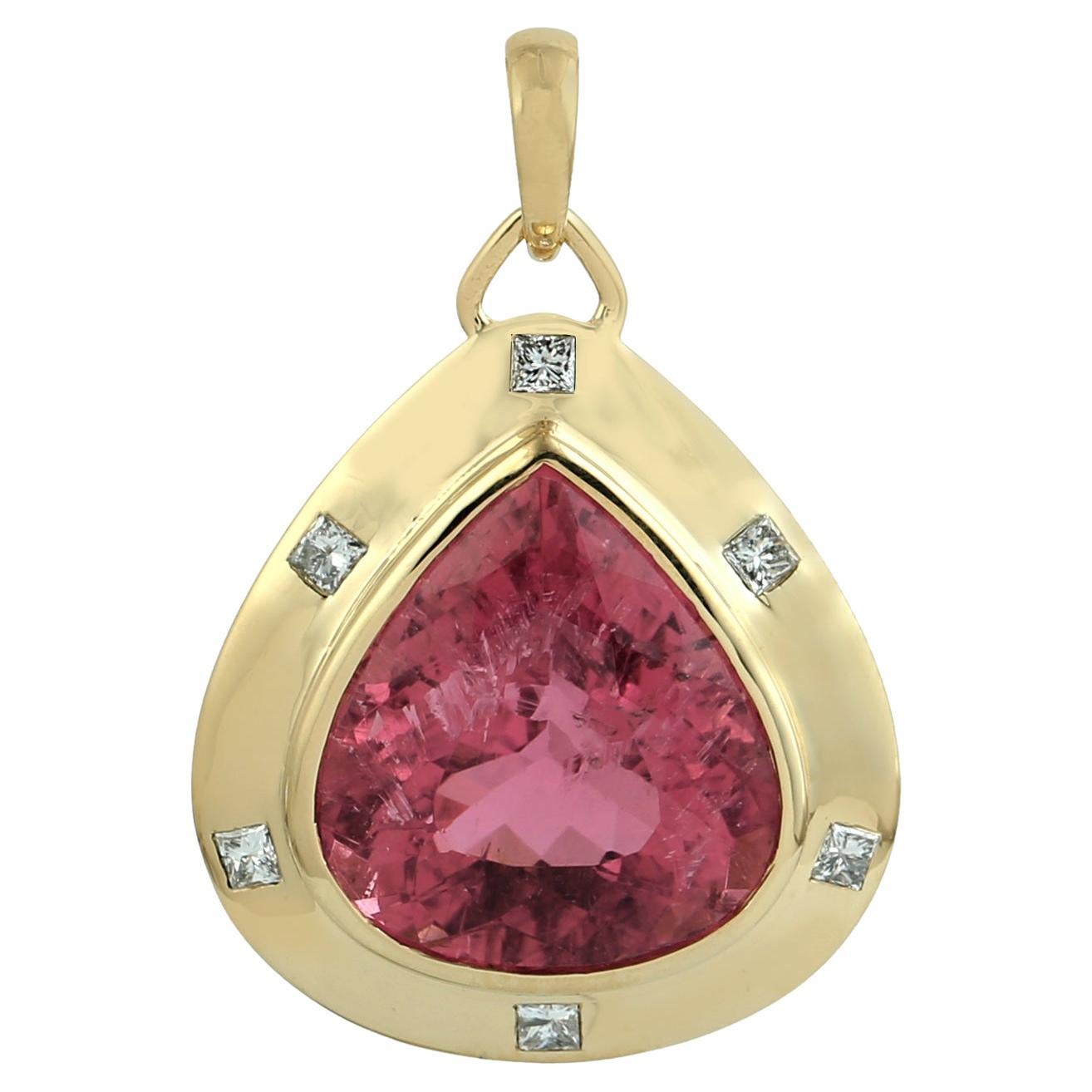 Pear Shaped Pink Tourmaline Minimal Pendant With Diamonds Made In 18k Gold