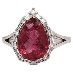 Anello a forma di pera con tormalina rosa e diamanti misti in oro bianco 14 carati