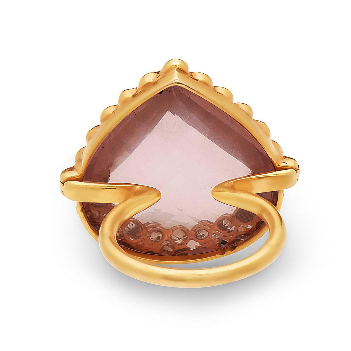 Art Nouveau Pear Shaped Rose Quartz Cocktail Ring With Diamonds Made In 18k Yellow Gold For Sale