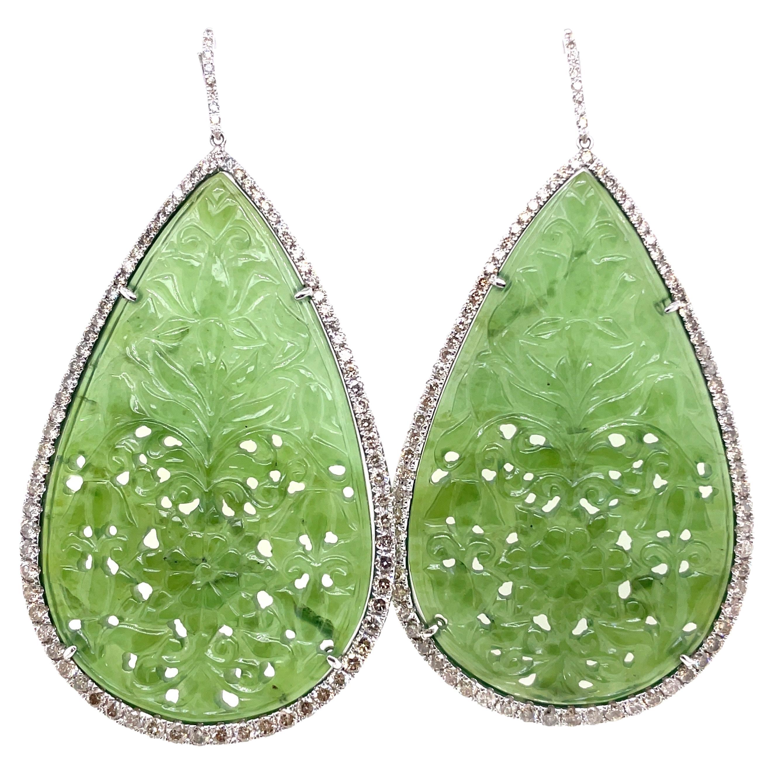 Pear-Shaped Serpentine Carvings Cts 116.39 & Diamond Earrings set 18k White Gold For Sale