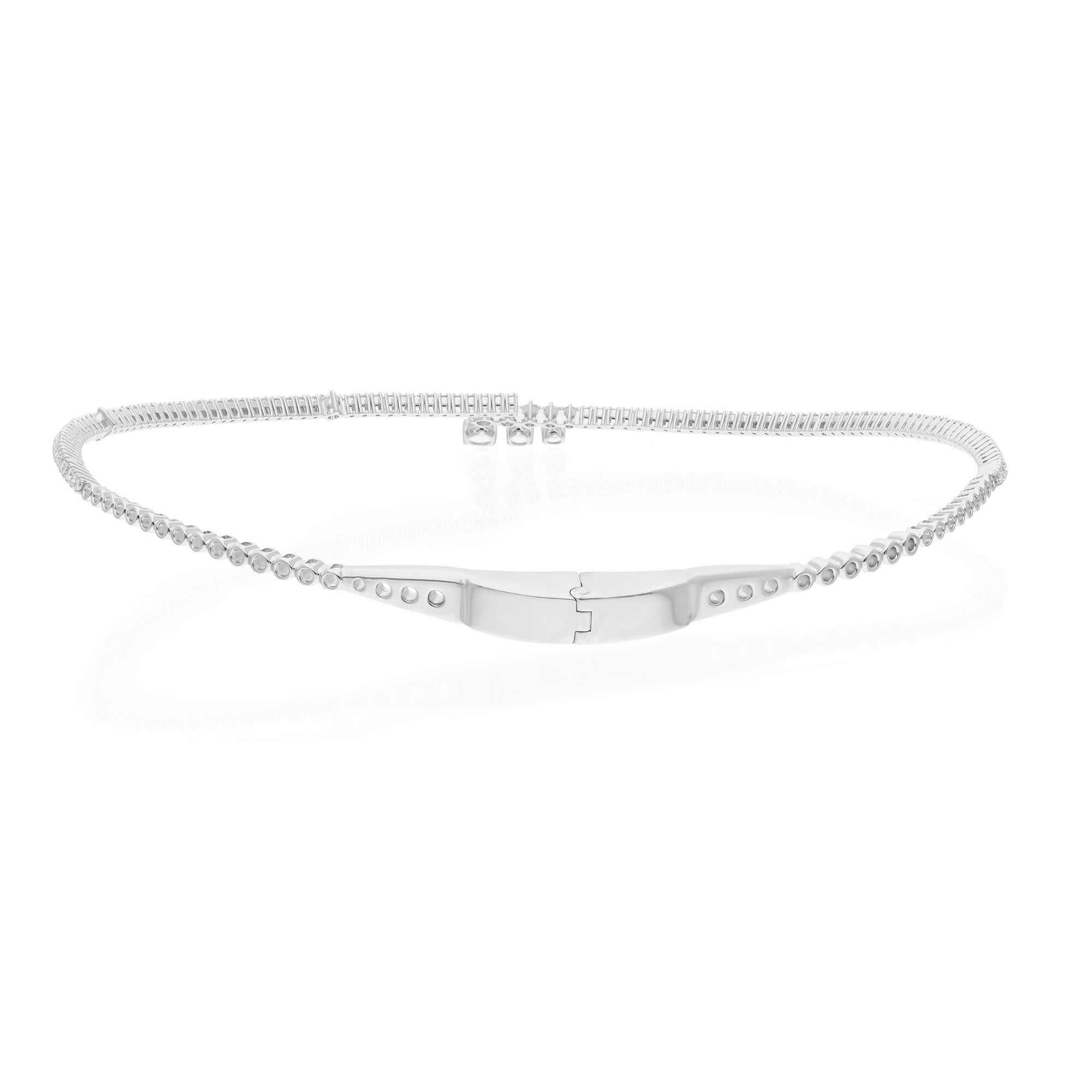 Pear-Shaped SI/H Natural Diamond Drop Choker Necklace in 18 Karat White Gold In New Condition For Sale In Diera, Dubai