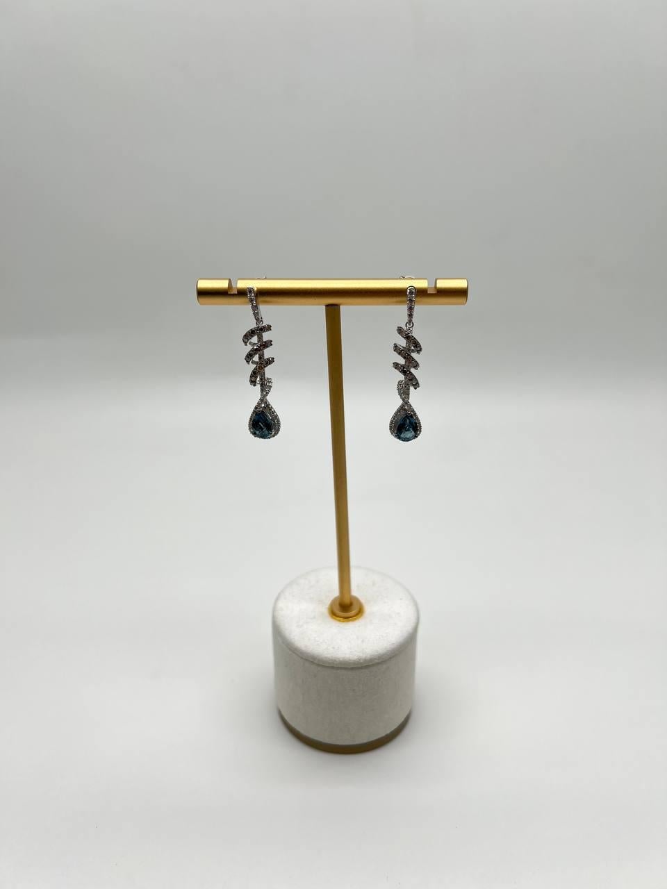 Pear Teardrop Blue Sapphire White Diamonds Spiral 14K White Gold Drop Earrings In New Condition For Sale In Oakton, VA