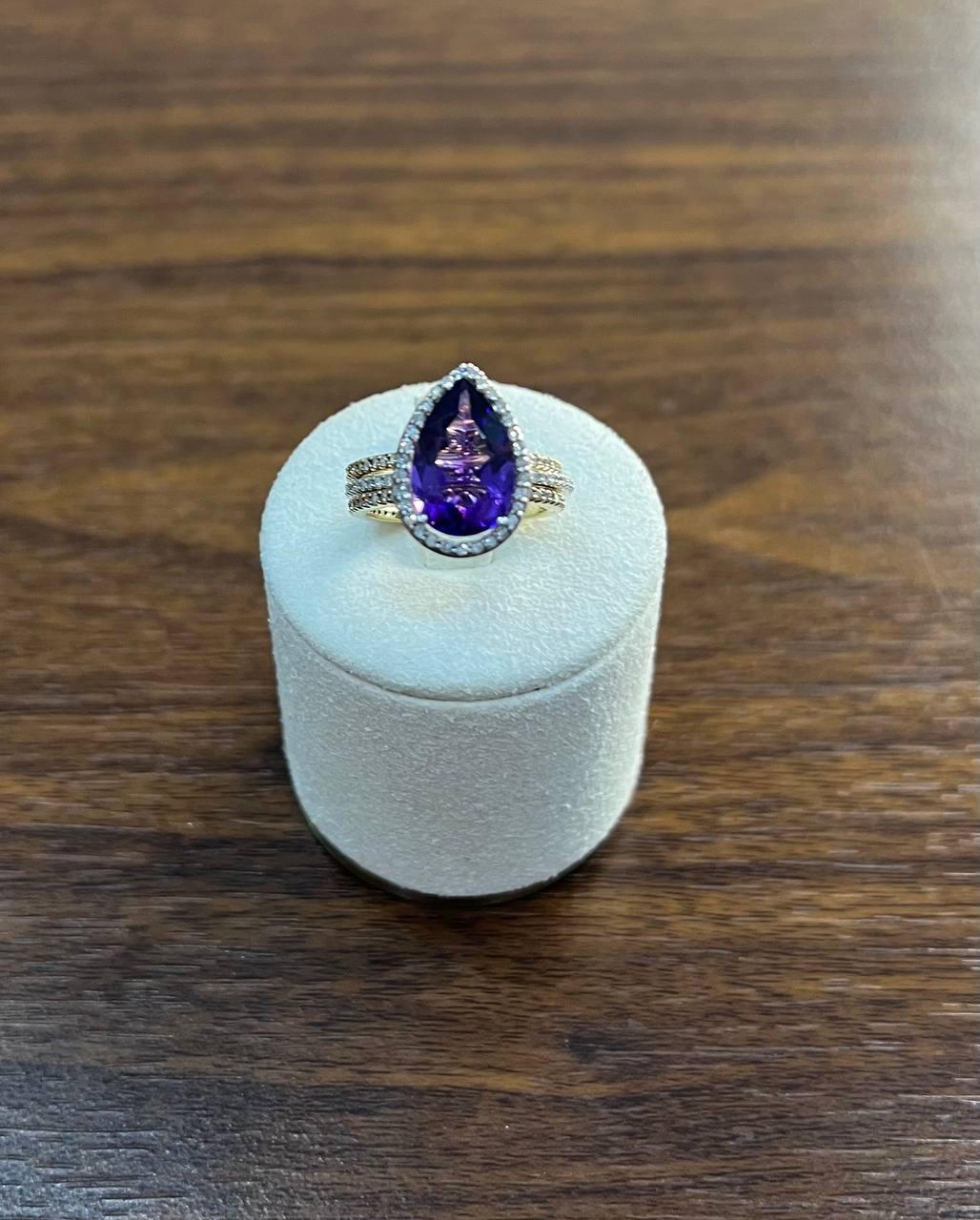 Donna Anello a più fasce in oro 14K con diamante a forma di pera a goccia viola ametista in vendita