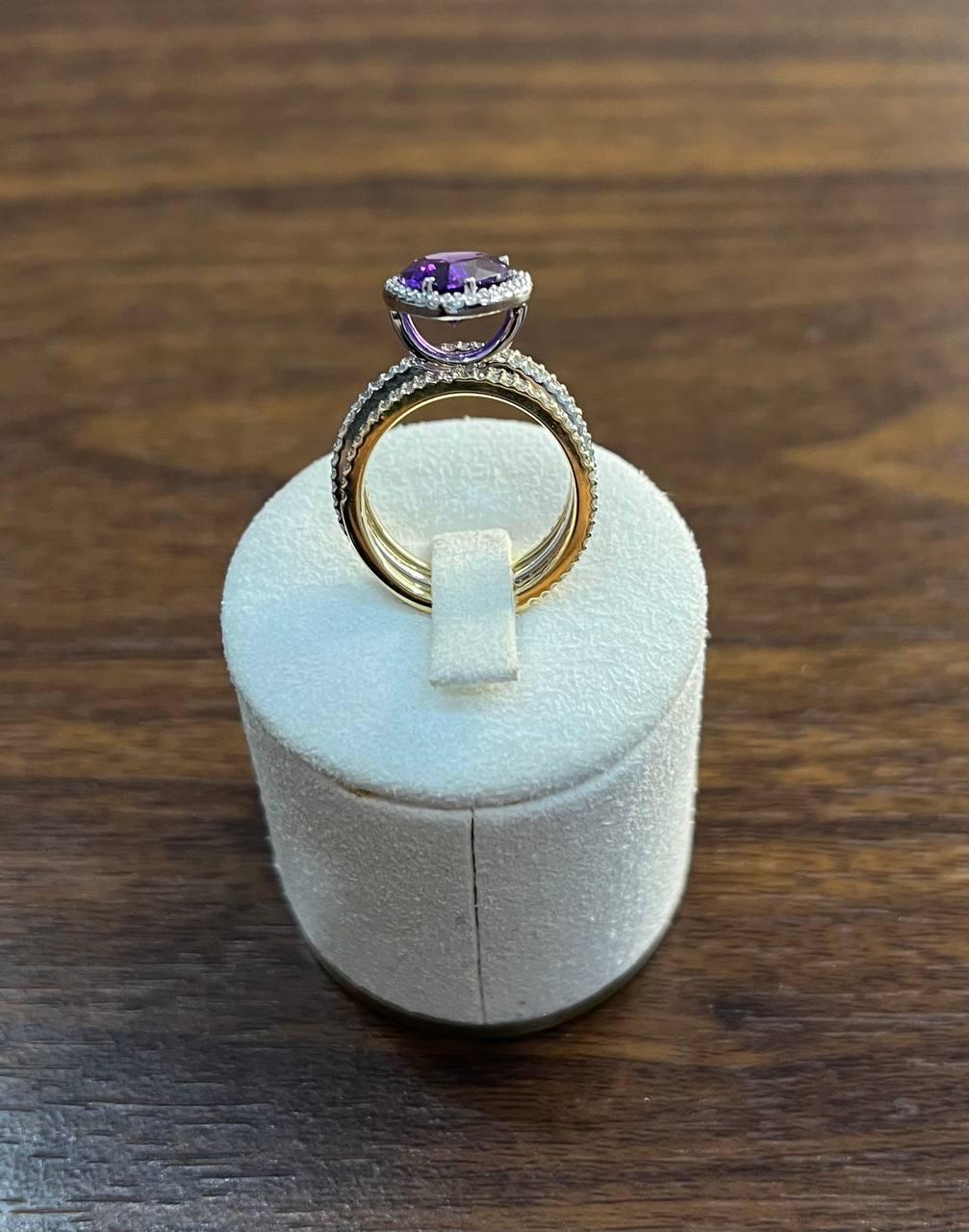 Anello a più fasce in oro 14K con diamante a forma di pera a goccia viola ametista in vendita 3