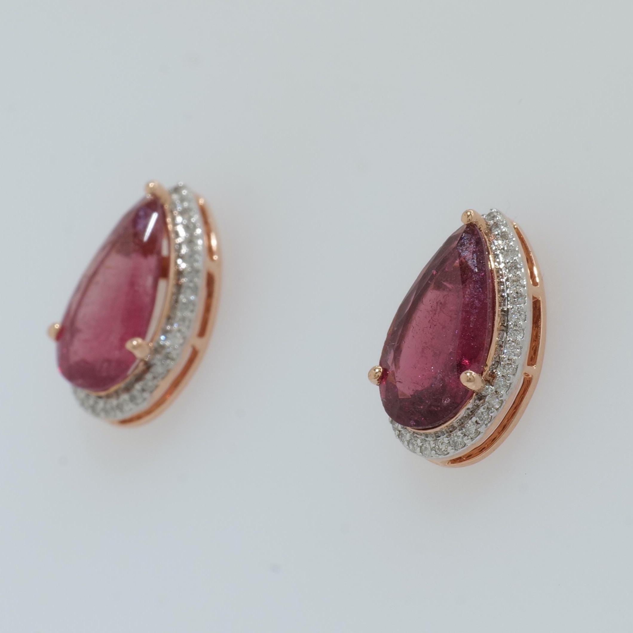 Donna Orecchini con diamante aureolato con tormalina pera in oro massiccio 14k (certificati) in vendita