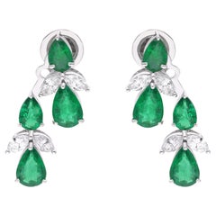 Orecchini con smeraldo dello Zambia a pera SI Chiarezza HI Colore Diamante Oro bianco 18 carati