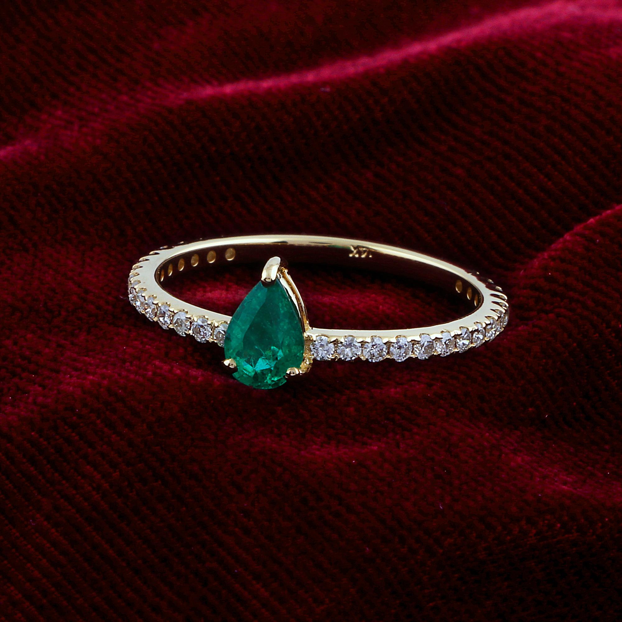For Sale:  Pear Zambian Emerald Gemstone Band Ring Diamond 14 Karat Yellow Gold Jewelry 3