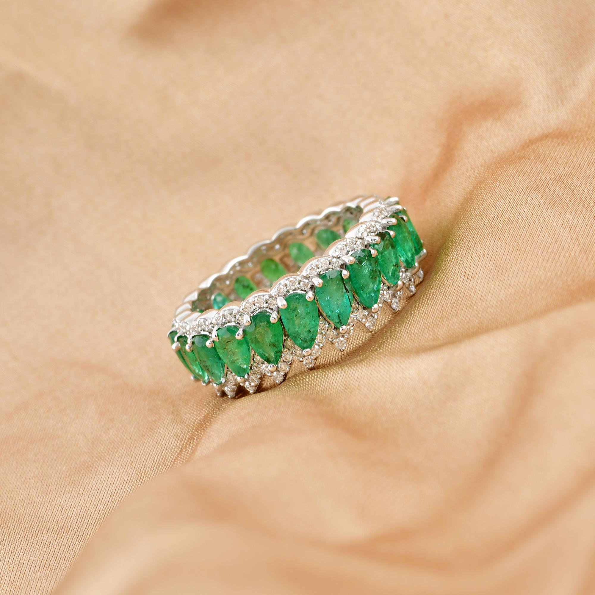 For Sale:  Pear Zambian Emerald Gemstone Band Ring Diamond 18 Karat White Gold Fine Jewelry 5