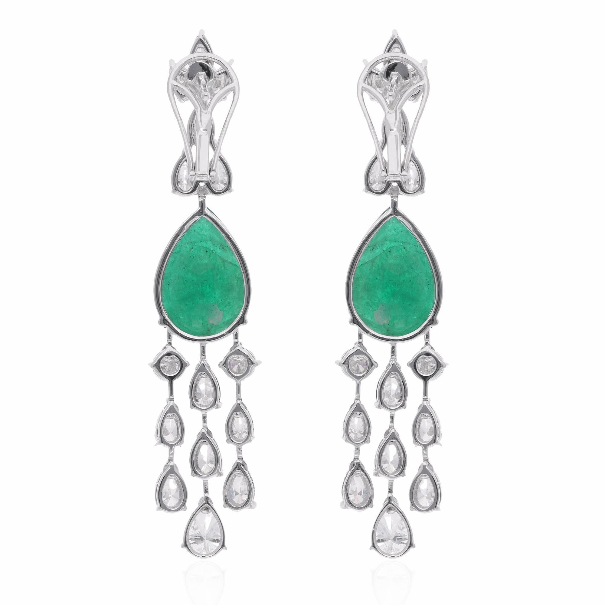 Taglio a goccia Pear Zambian Emerald Gemstone Chandelier Earrings Diamond 18 Karat White Gold in vendita