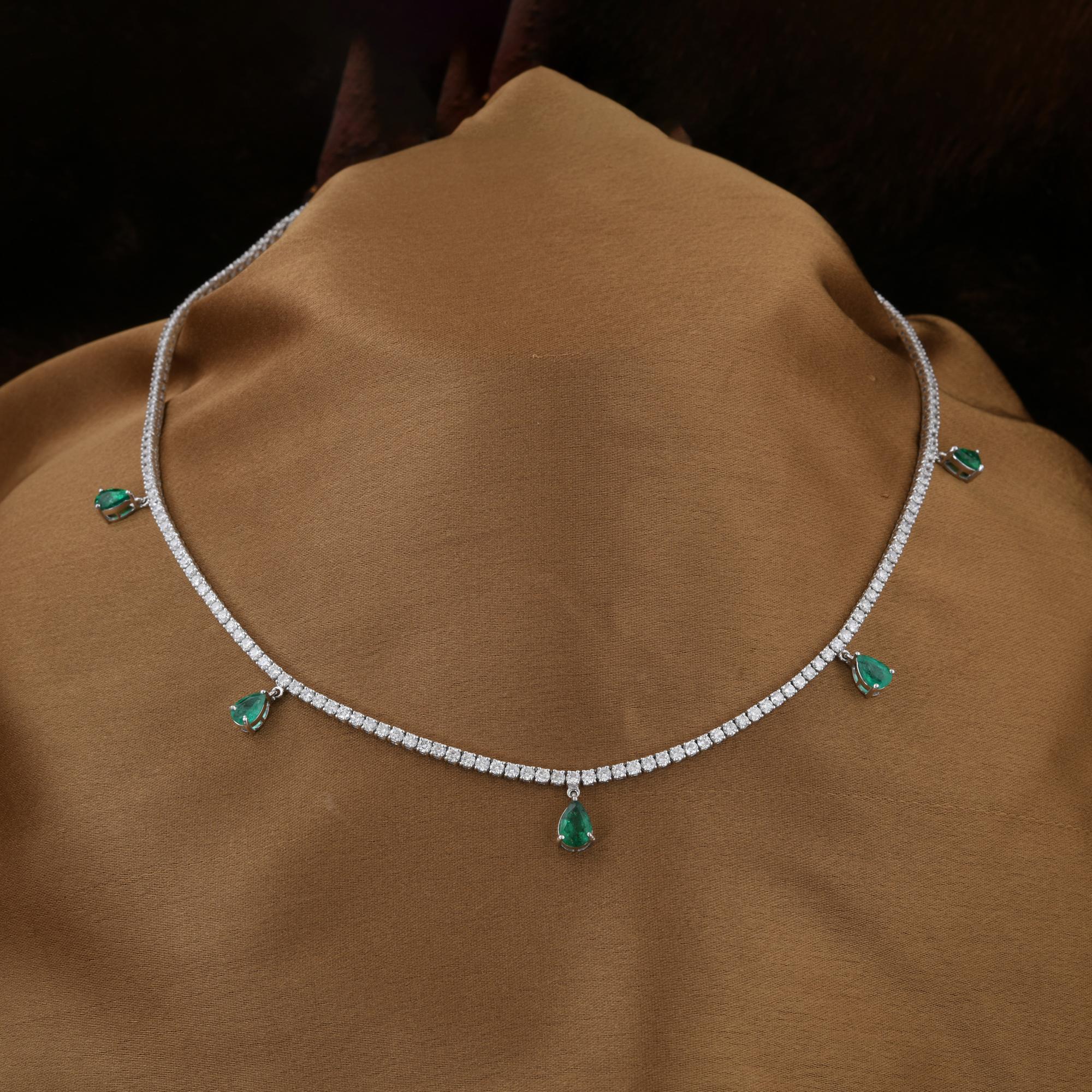 Pear Zambian Emerald Gemstone Charm Necklace Diamond 18 Karat White Gold Jewelry In New Condition For Sale In Diera, Dubai