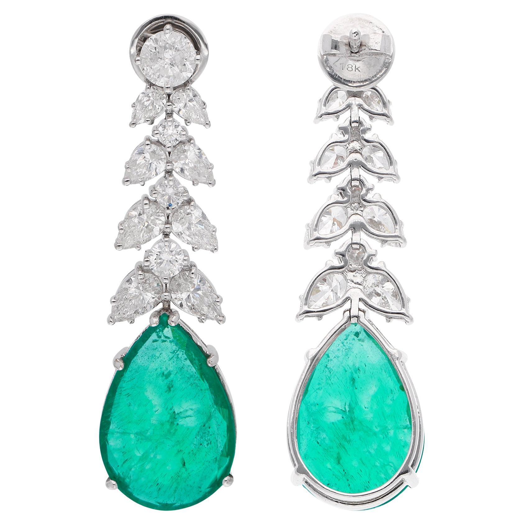 Boucles d'oreilles pendantes en or blanc 14k avec diamant et émeraude de Zambie en forme de poire