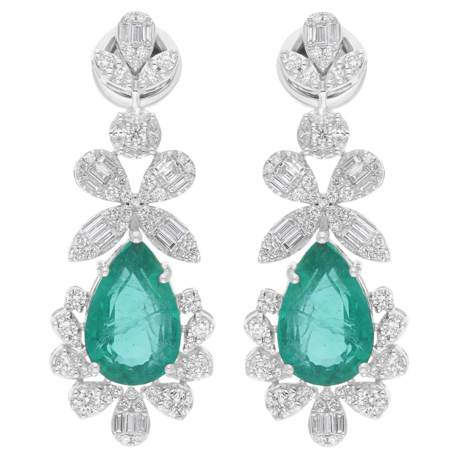 Pear Zambian Emerald Gemstone Dangle Earrings SI/H Diamond 18 Karat White Gold