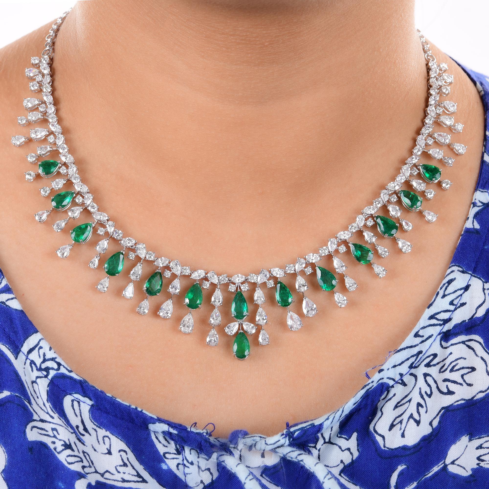 Birne Sambia Smaragd Edelstein Halskette Diamant 18 Karat Weißgold Feine Juwelen (Moderne) im Angebot