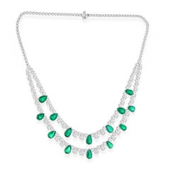 Pear Zambian Emerald Gemstone Necklace SI/H Diamond 14 Karat White Gold Jewelry