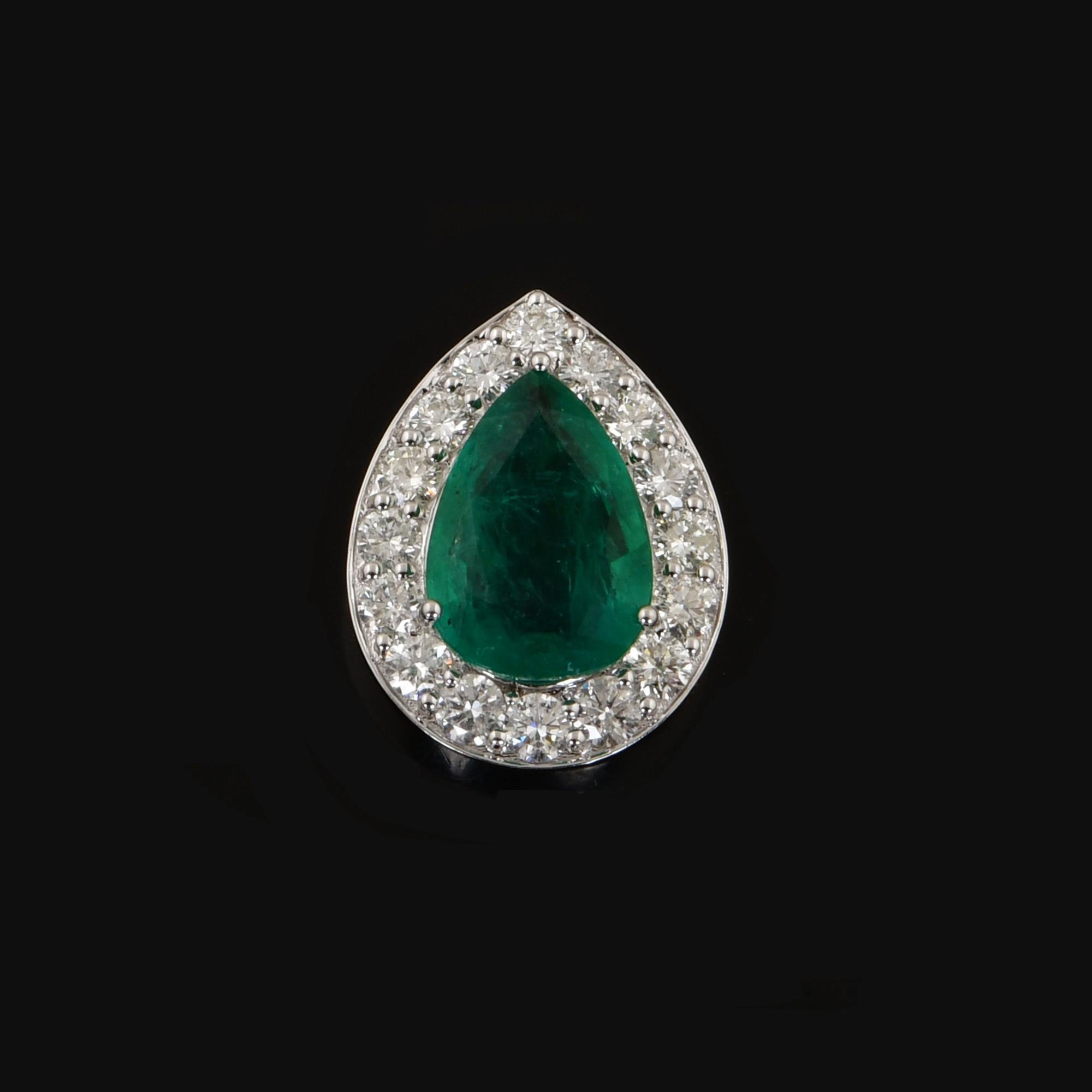 Pear Zambian Emerald Gemstone Pendant Diamond 18 Karat White Gold Fine Jewelry For Sale 1